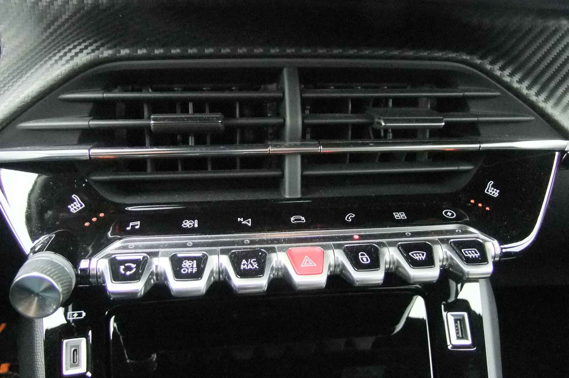 Peugeot e-208 EV GT Pack 50 kWh / BTW auto / 3FASE / camera/ stoelverwarming/ dodehoek - 23/30