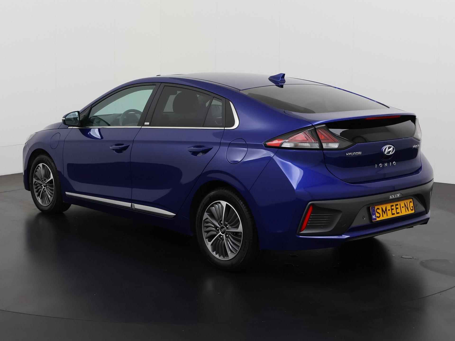 Hyundai IONIQ 1.6 GDi PHEV Style | Schuifdak | Plug-In | Zondag Open! - 6/39