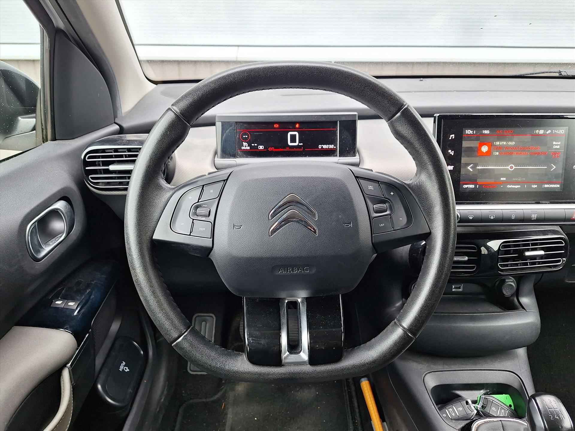 CITROEN C4 Cactus 1.2 PureTech 110pk Shine | Navigatie | Climate Control | Achteruitrijcamera | Parkeersensoren voor en achter - 18/39