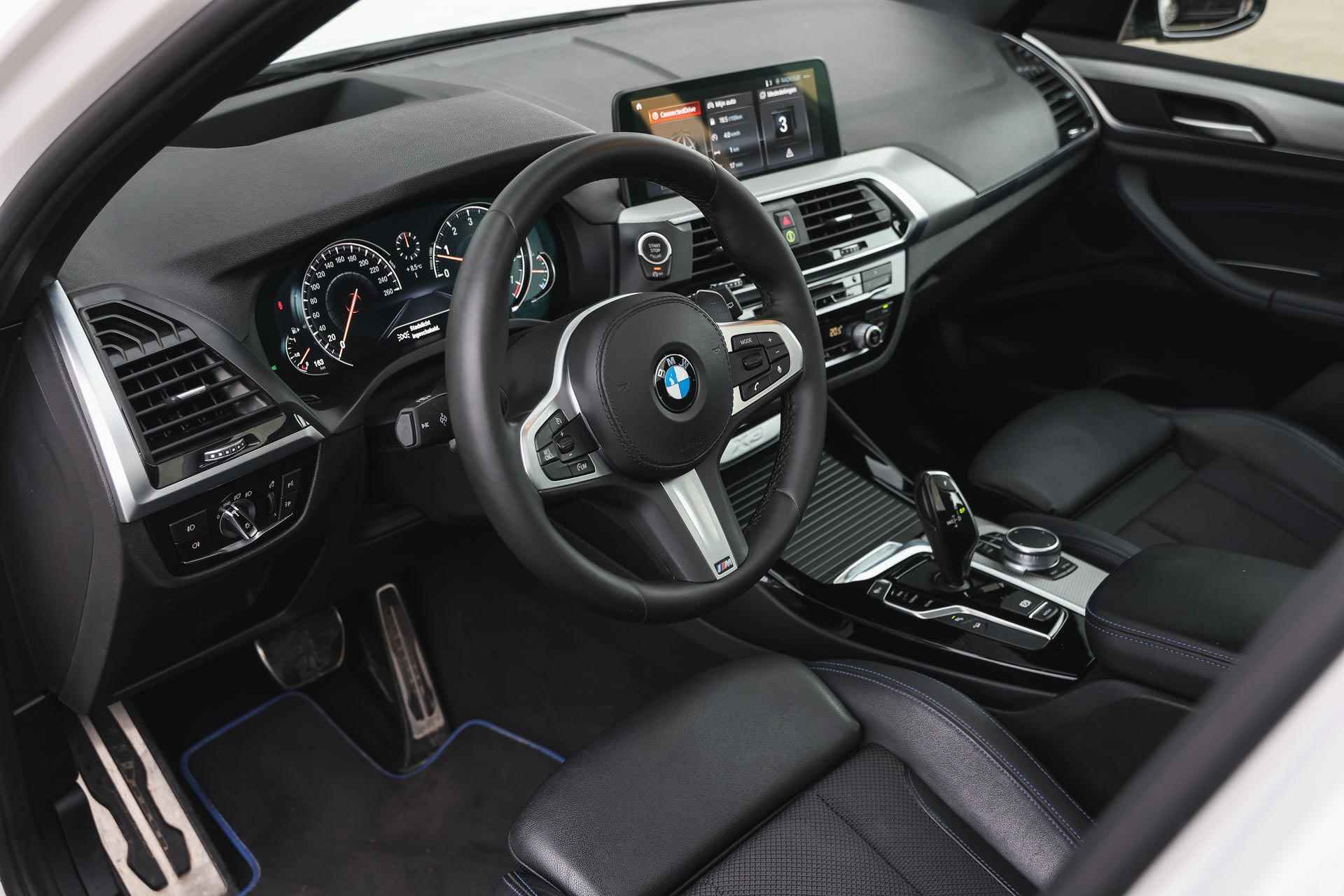 BMW X3 xDrive20i High Executive M Sport Automaat / Panoramadak / Sportstoelen / LED / Head-Up / Navigatie Professional / Stoelverwarming / M Sportonderstel - 18/32