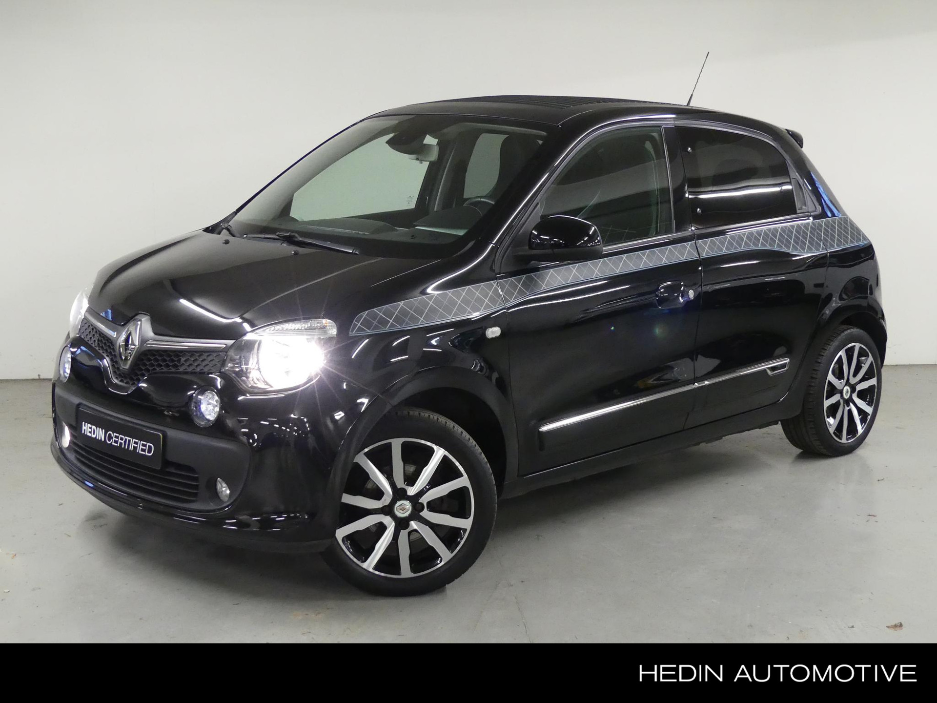 Renault Twingo SCe 70 La Parisienne | Vouwdak | Climate Control | Radio Connect R & GO | Lichtmetalen Velgen | Cruise Control | Parkeersensoren