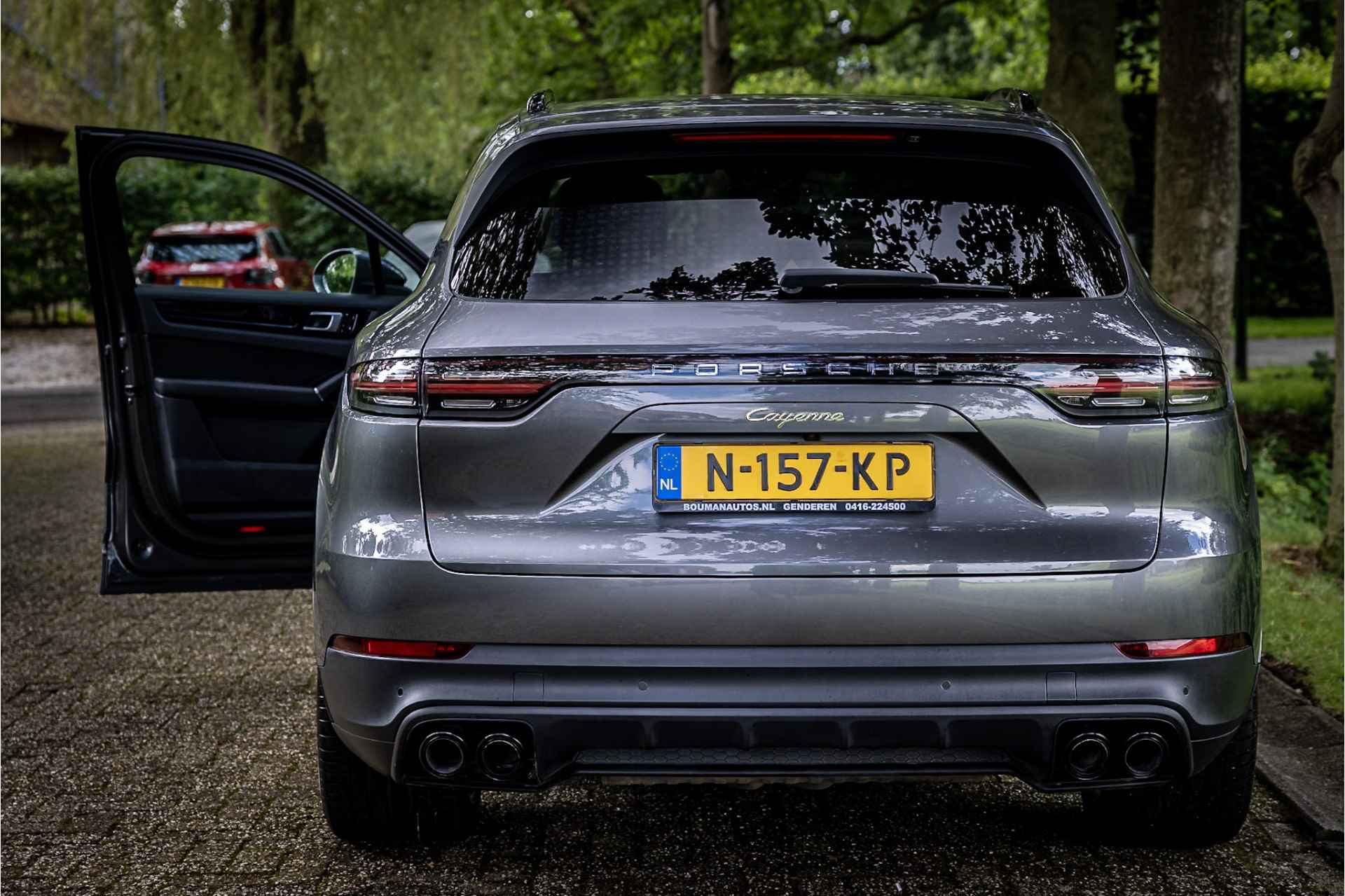 Porsche Cayenne 3.0 E-Hybrid Bose Luchtvering Panorama Trekhaak - 26/32