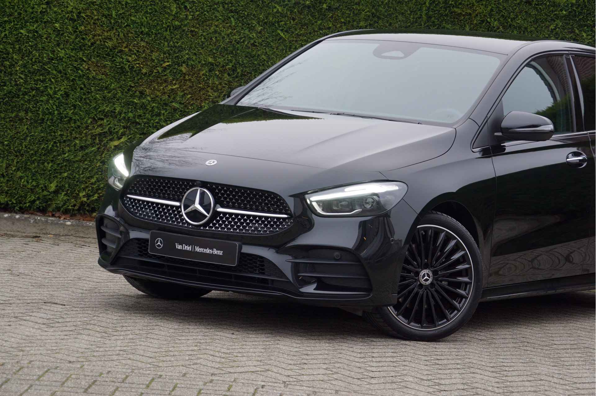 Mercedes-Benz B-Klasse 250 e AMG Line | Burmester Multibeam Keyless-Go Verwarmd Stuurwiel - 13/50