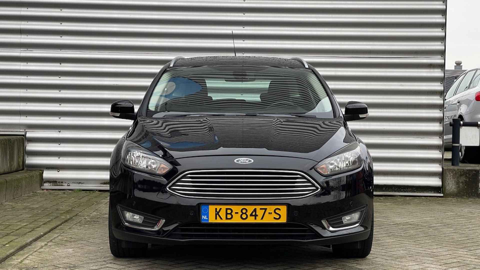 FORD Focus 1.0 Titanium Airco Cruise Navi Parksensor v+a - 20/34