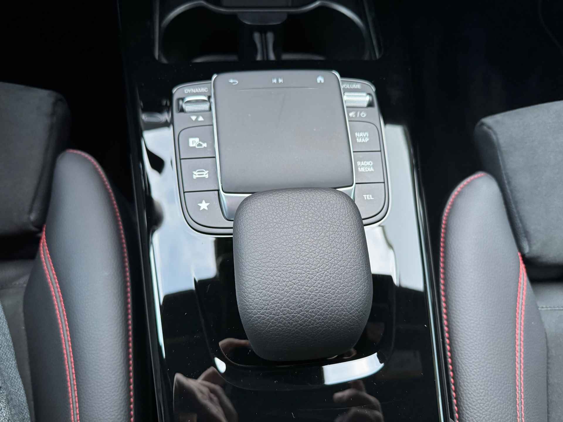 Mercedes-Benz CLA-klasse 200 AMG Line NIGHT Automaat , memory stoelen , sfeerverlichting - 15/34