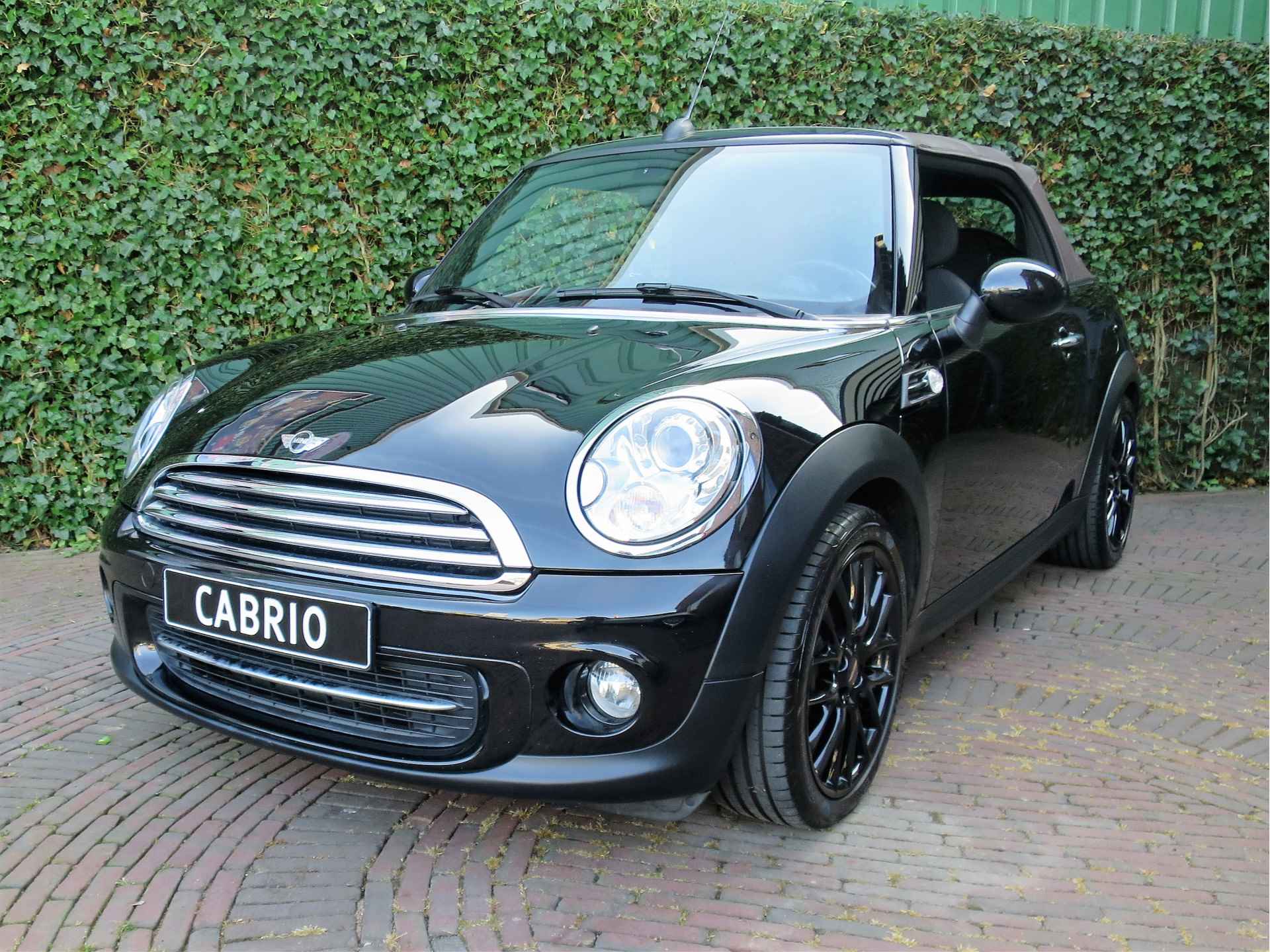 MINI Cabrio 1.6 Cooper Chili R57 LCI met Navi, Xenon, Keyless, leer/stof en 17" - 35/59