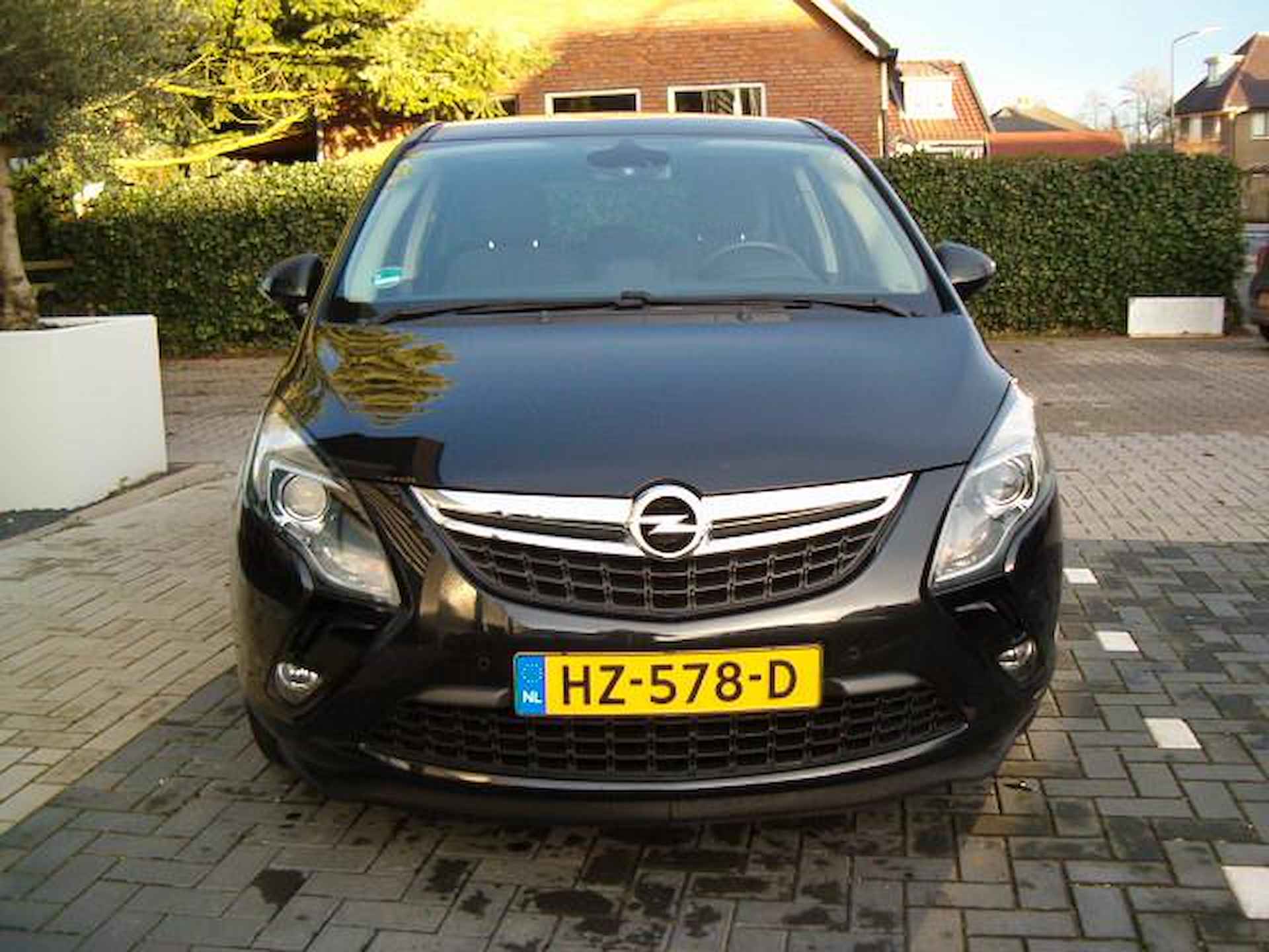 Opel Zafira Tourer 1.4 Business+ 7p. - 2/12