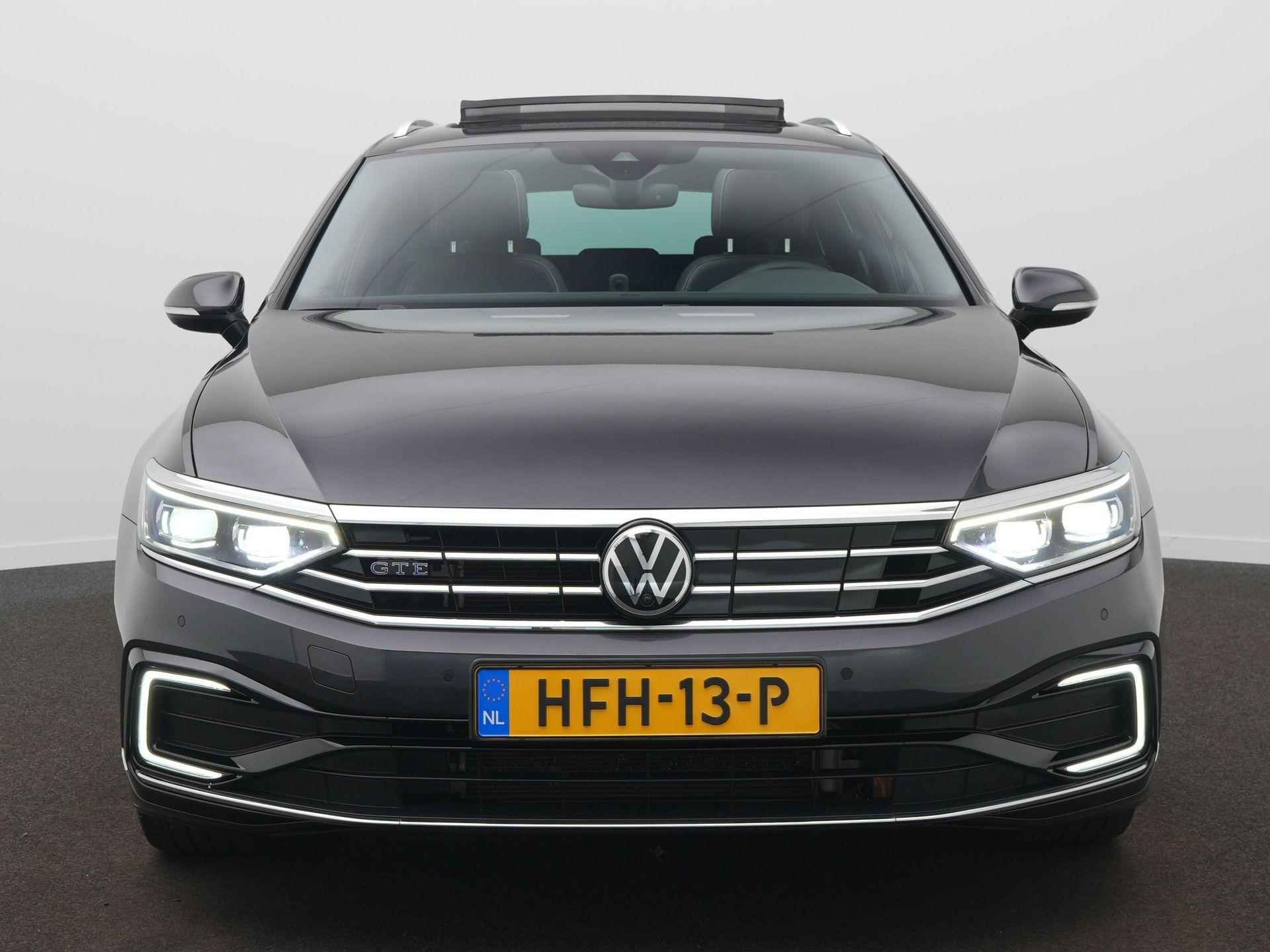 Volkswagen Passat Variant 1.4 TSI PHEV GTE Business / Panodak / Elek. Trekhaak / Virtual / 360 Camera - 2/65