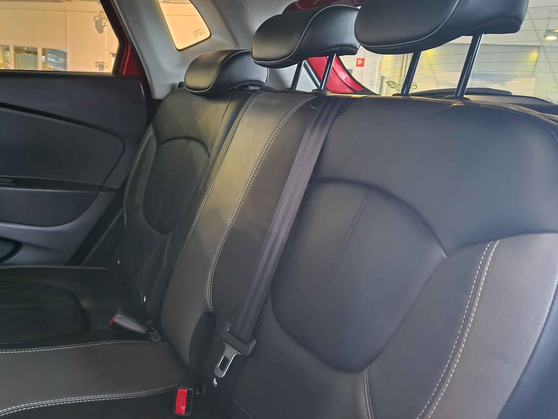 Renault Captur 0.9 TCe Xmod LEDEREN BEKLEDING MET STOELVERWARMING | NAVIGATIE | ACHTREUITRIJCAMERA | PARKEERSENSOREN - 11/25