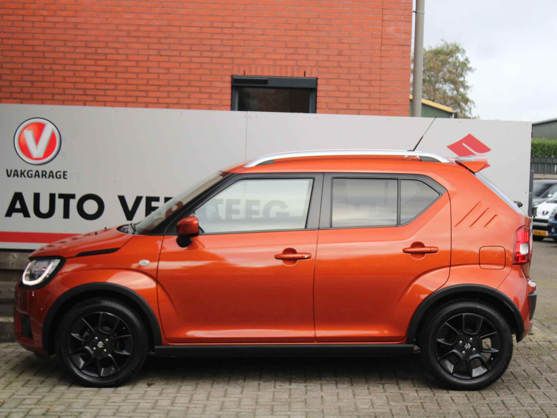 Suzuki Ignis 1.2 Smart Hybrid Select Lederen bekleding! Achteruitrijcamera, Airco, Elektrische Ramen, Bluetooth, Voorstoelen Verwarmd - 13/25