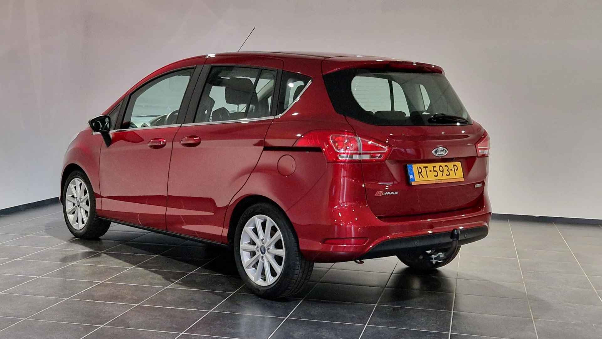 Ford B-Max 1.0 EcoBoost Titanium | Navigatie | Camera | Stoelverwarming | Trekhaak - 3/26