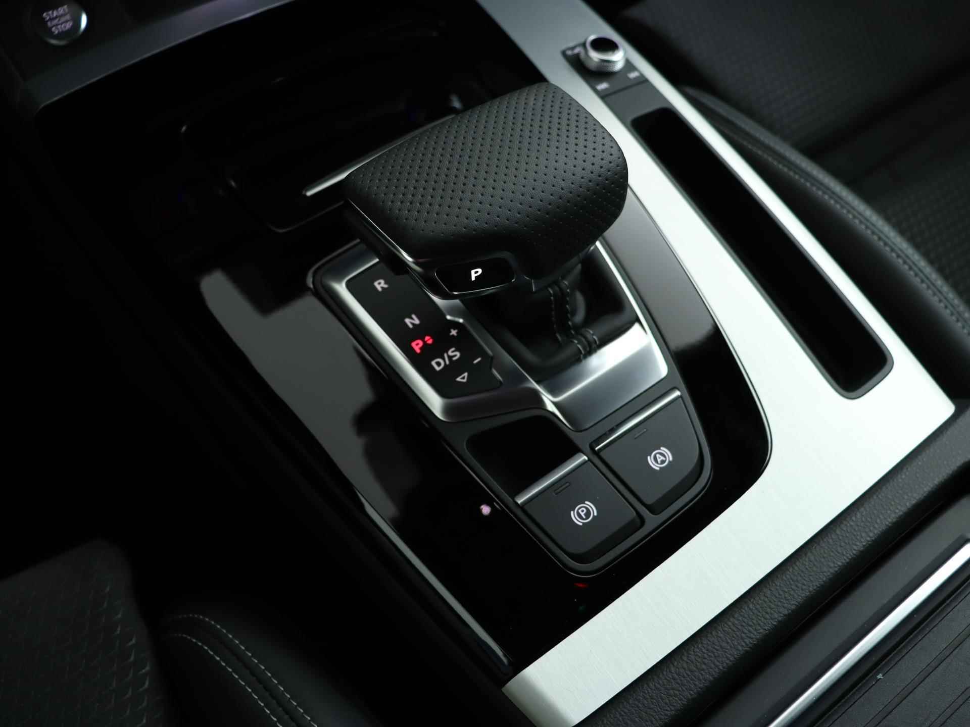 Audi Q5 55 TFSI e 367 PK S edition | Pano.dak | 20' velgen | Optiekpakket + | B&O | Top view camera | Matrix LED | Trekhaak | S-Line | Adap. cruise | Verlengde fabrieksgarantie* - 58/62