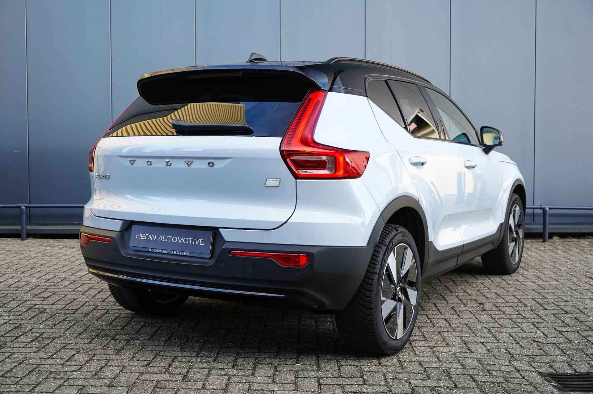 Volvo XC40 Single Motor Extended Range Plus | Tailored Wool Blend | Pilot Assist | Park Assist - 6/29