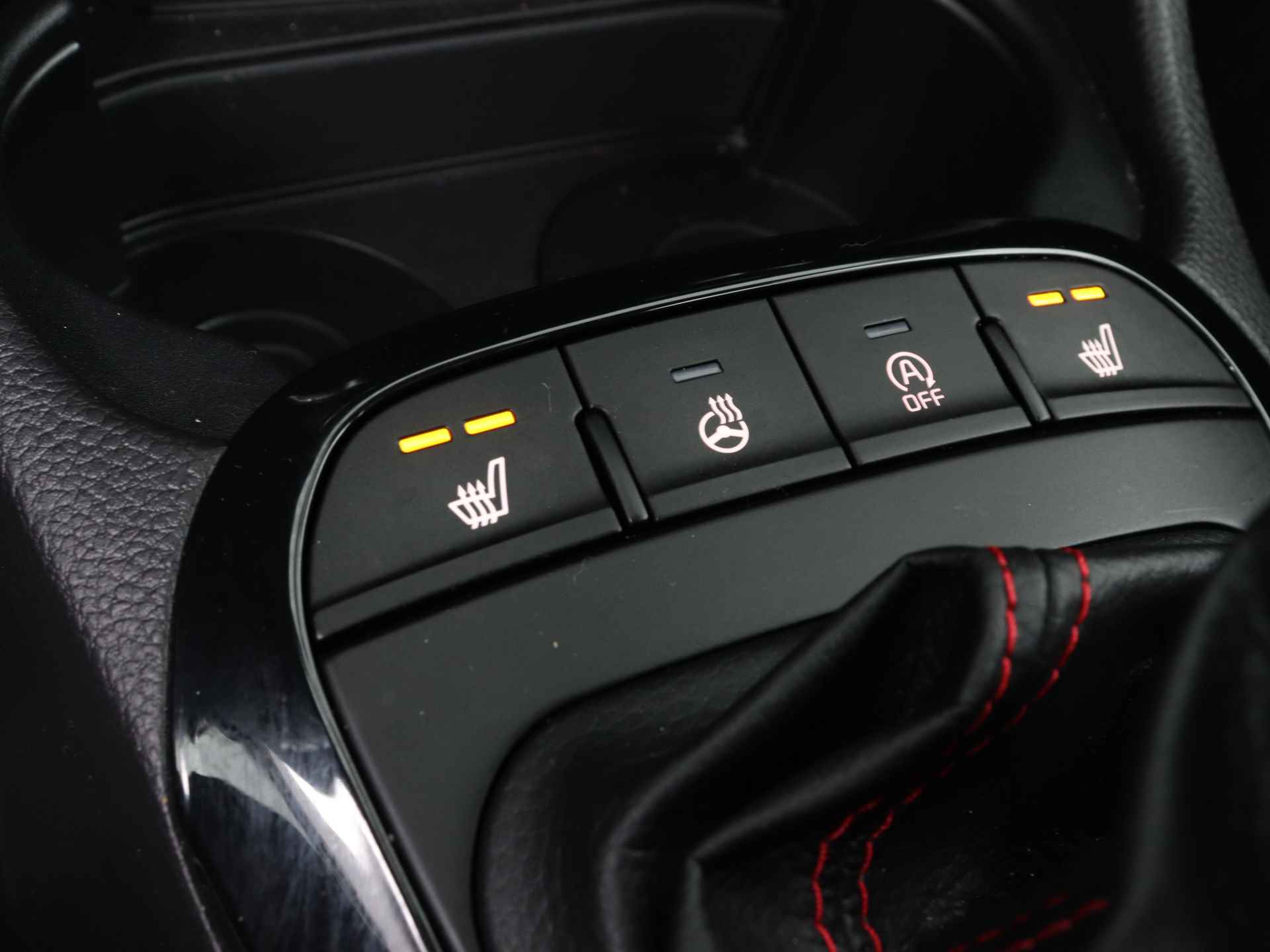 Kia Picanto 1.0 T-GDI GT-Line | Stoelverwarming | Stuurverwarming | Achteruitrijcamera  | Keyless | Apple Carplay | - 35/44