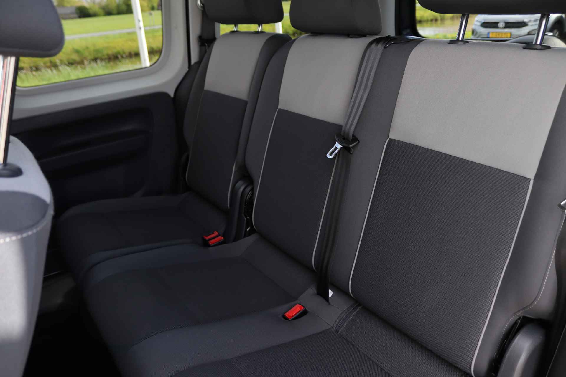 Volkswagen Caddy 1.2 TSI 85 pk Trendline 5p | Airco | PDC Achter | Twee Schuifdeuren | Stoelverwarming | - 14/30