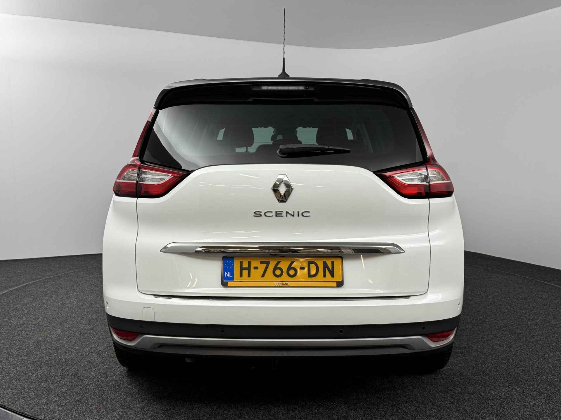 Renault Grand Scénic 1.3 TCe 140 EDC Bose | Achteruitrijcamera | Afneembare Trekhaak - 18/47