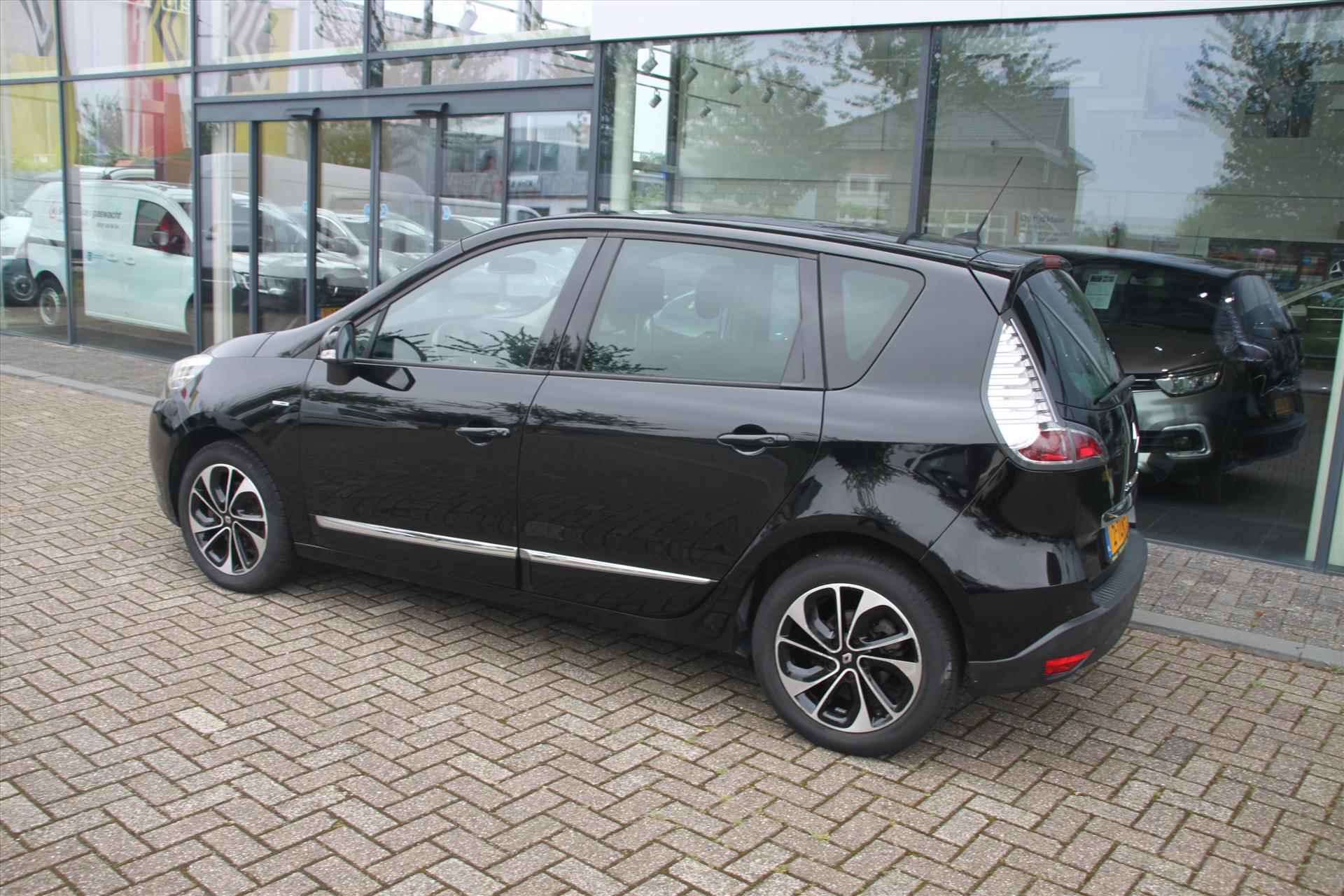 RENAULT Scenic 115PK-BOSE-84DKM-NAVI-CRUISE-CLIMA-PDC-KEURIG- - 5/24