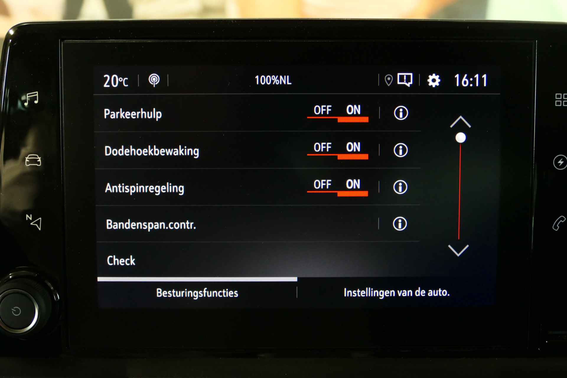 Opel Combo-e Life L1H1 Edition 50 kWh Stuur/Stoelverwarming, Schuifdeur L+R, Camera, Clima - 26/36
