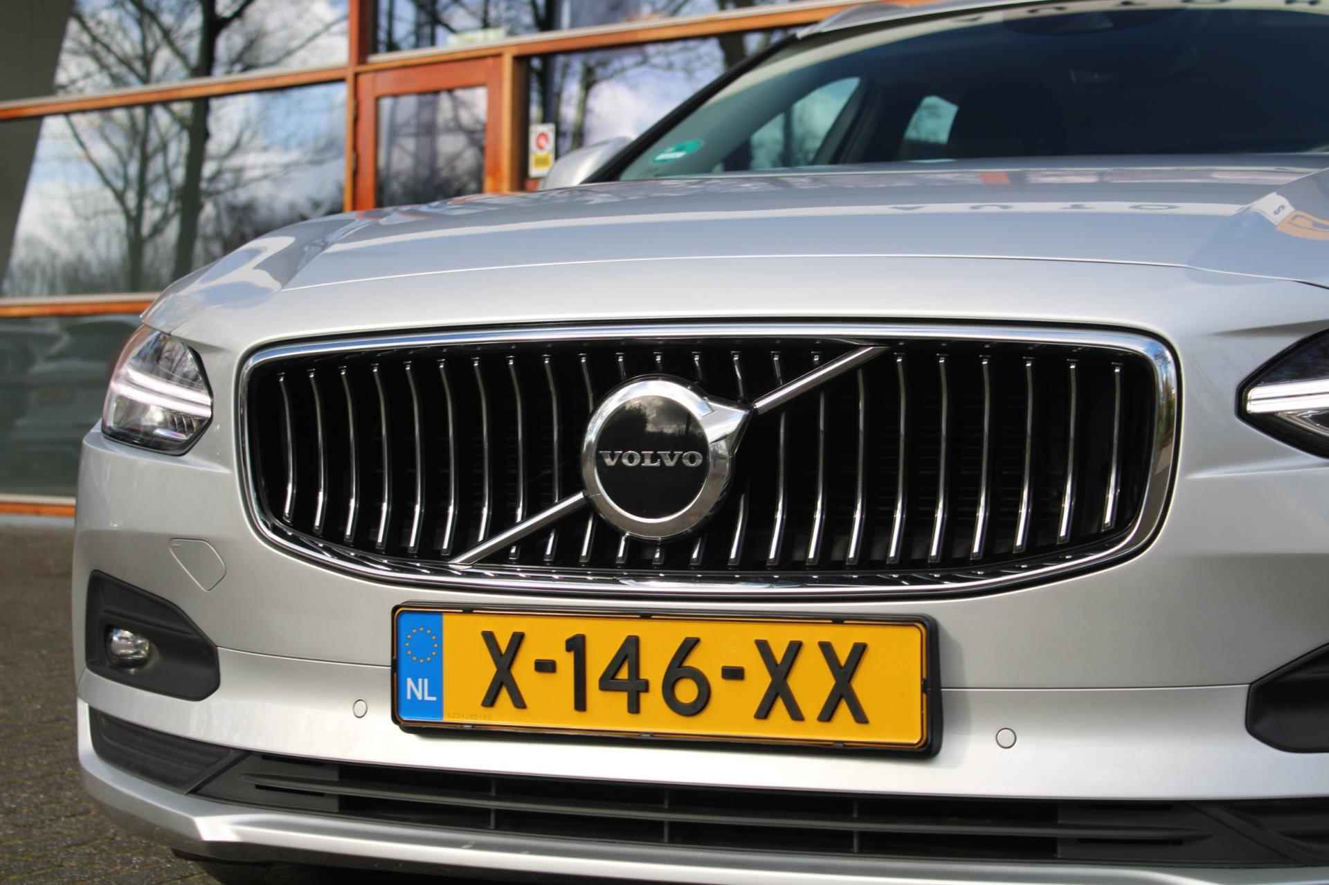Volvo V90 B4 Plus Bright | Camera | Mild Hybride | Stuurverwarming | Pilot-assist | On-Call | - 28/38