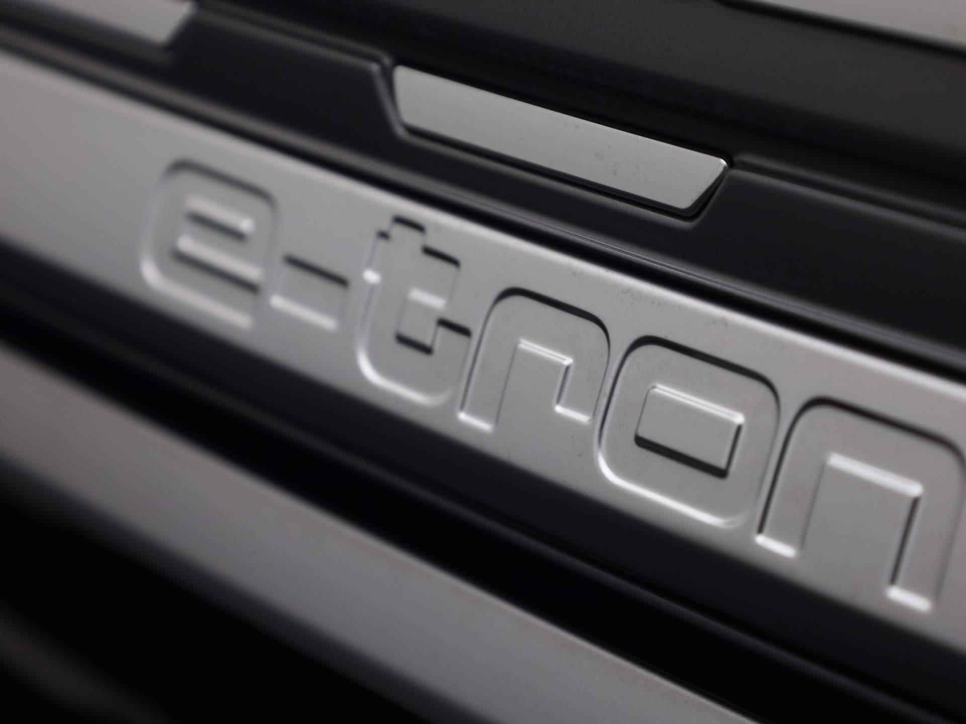 Audi Q4 Sportback e-tron S Edition e-tron 40 150kW/204pk 82Kwh Sportback El · MEGA Sale - 47/56