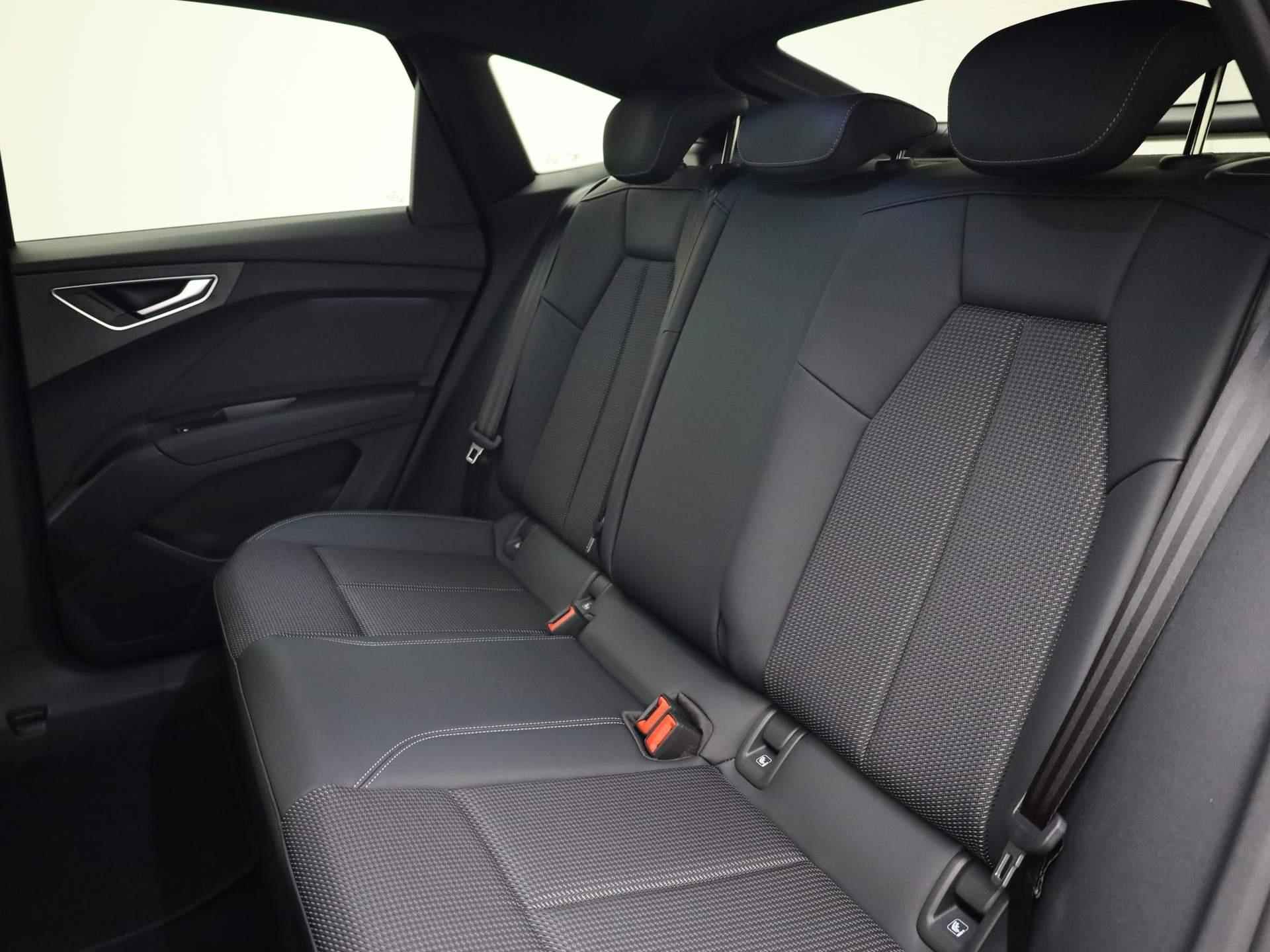 Audi Q4 Sportback e-tron S Edition e-tron 40 150kW/204pk 82Kwh Sportback El · MEGA Sale - 53/56