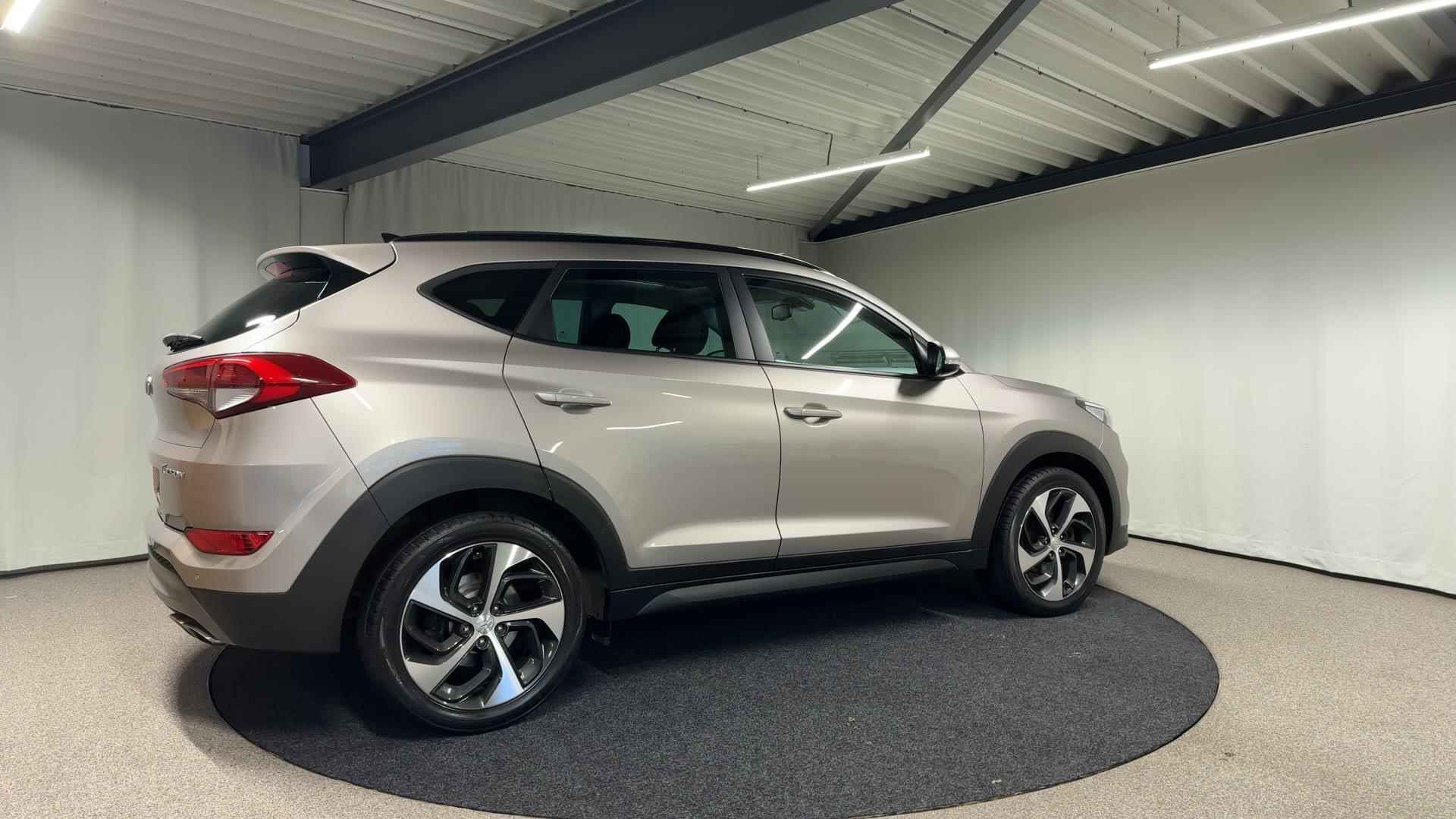 Hyundai Tucson 1.6 T-GDi Comfort Automaaat Panoramadak | Apple Carplay - 9/43