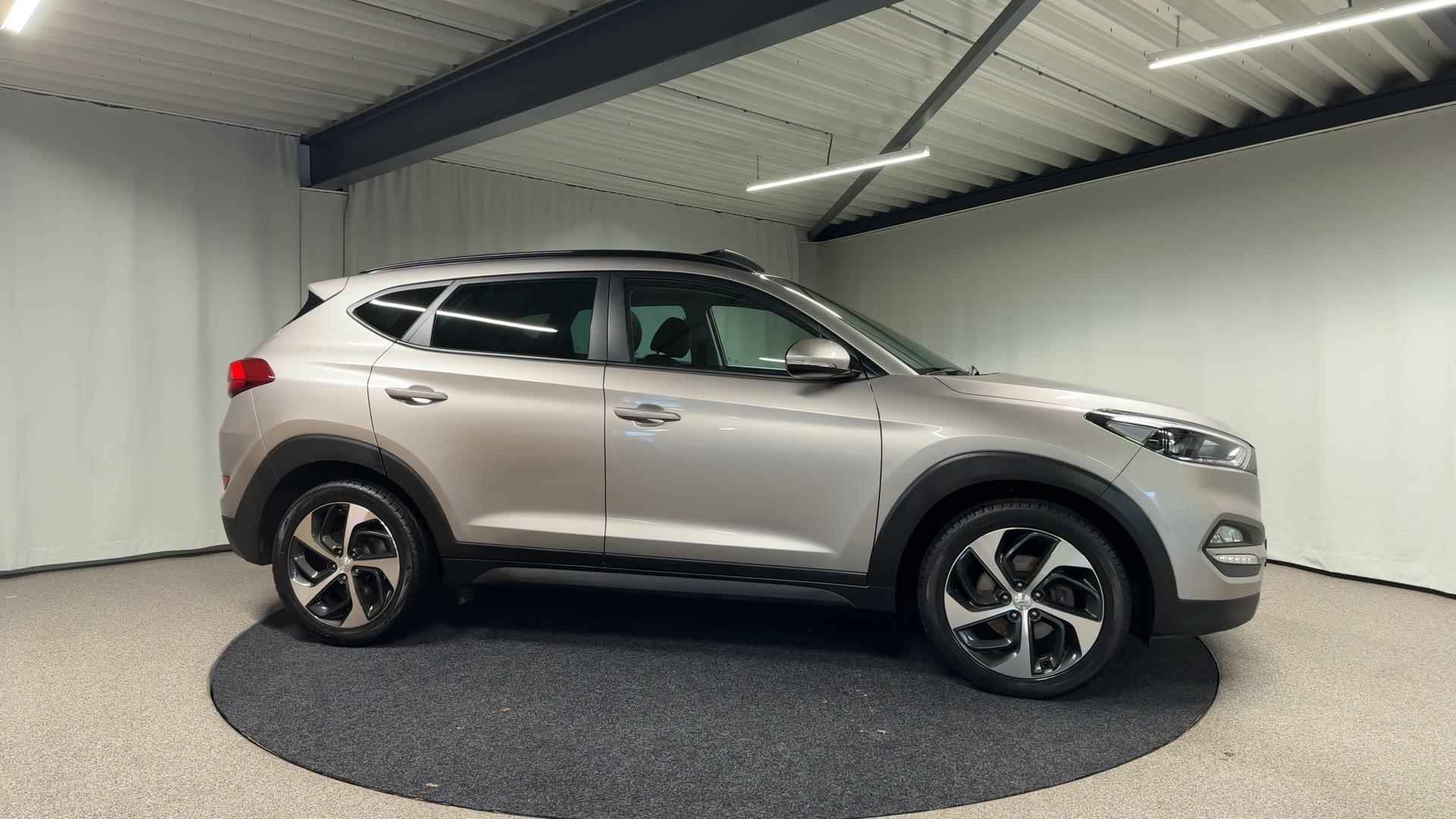 Hyundai Tucson 1.6 T-GDi Comfort Automaaat Panoramadak | Apple Carplay - 14/43