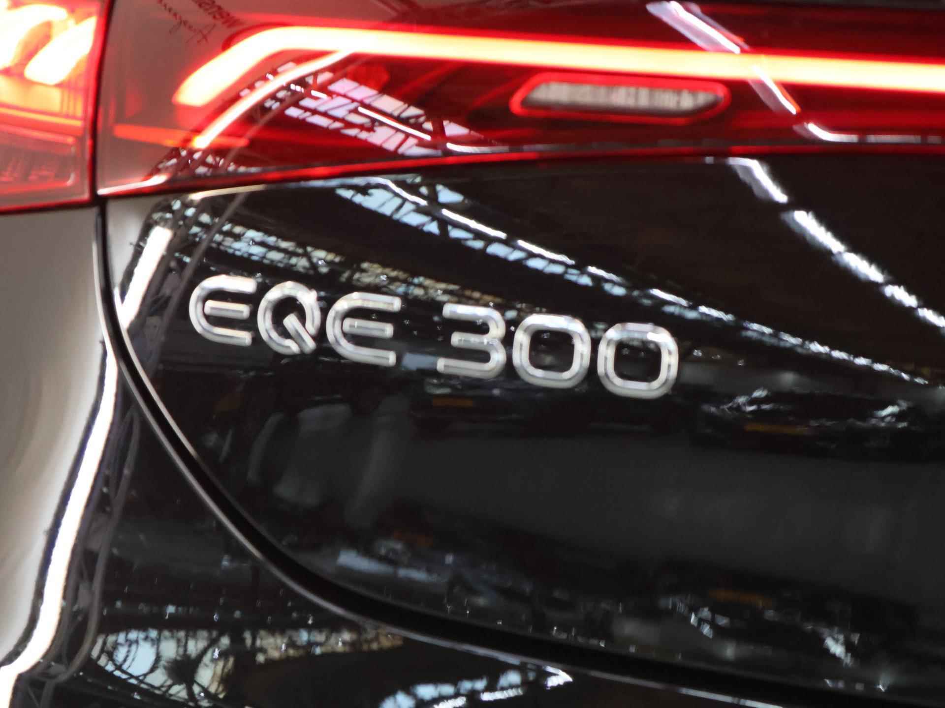 Mercedes-Benz EQE 300 AMG Line 89 kWh | AMG | Panoramadak | Burmester | Keyless | Direct Leverbaar - 44/48