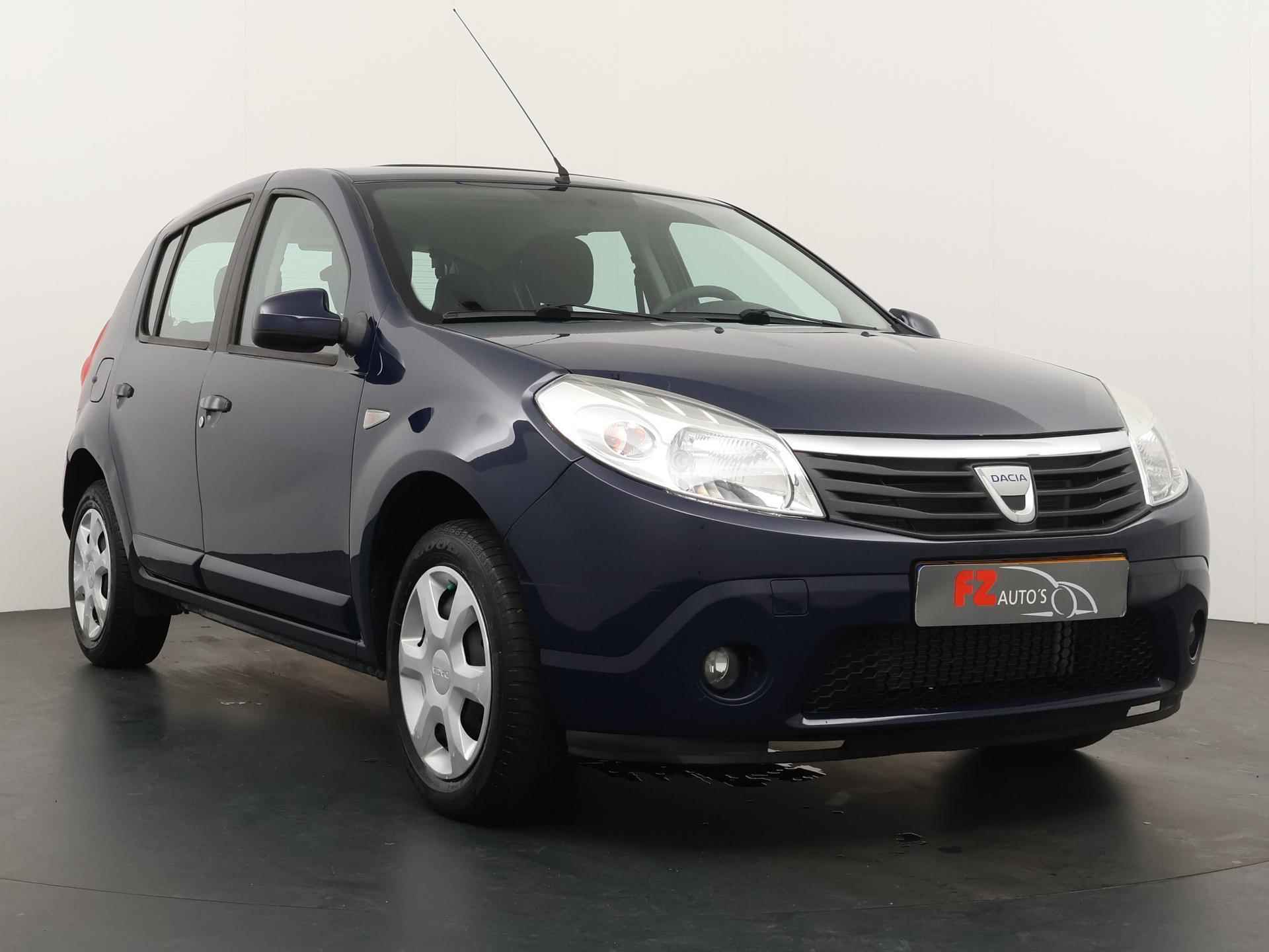 Dacia Sandero 1.2 Lauréate - 7/17