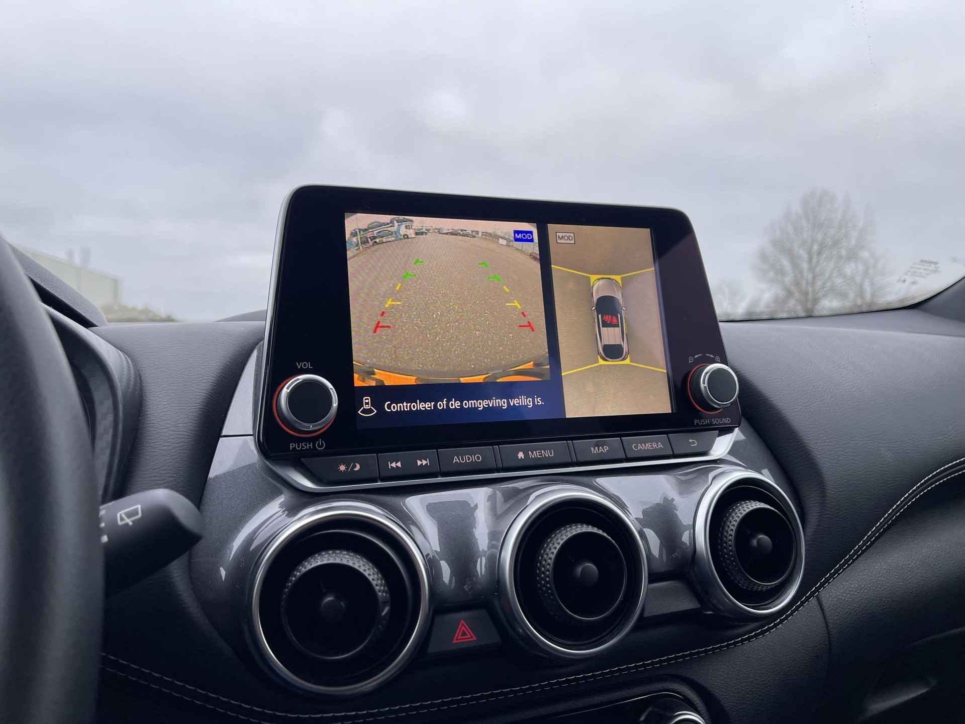 Nissan Juke 1.0 DIG-T N-Design Technology Pack | Navigatie | Adapt. Cruise Control | 360° Camera | Dodehoek Detectie | Apple Carplay/Android Auto | Rijklaarprijs! - 17/24