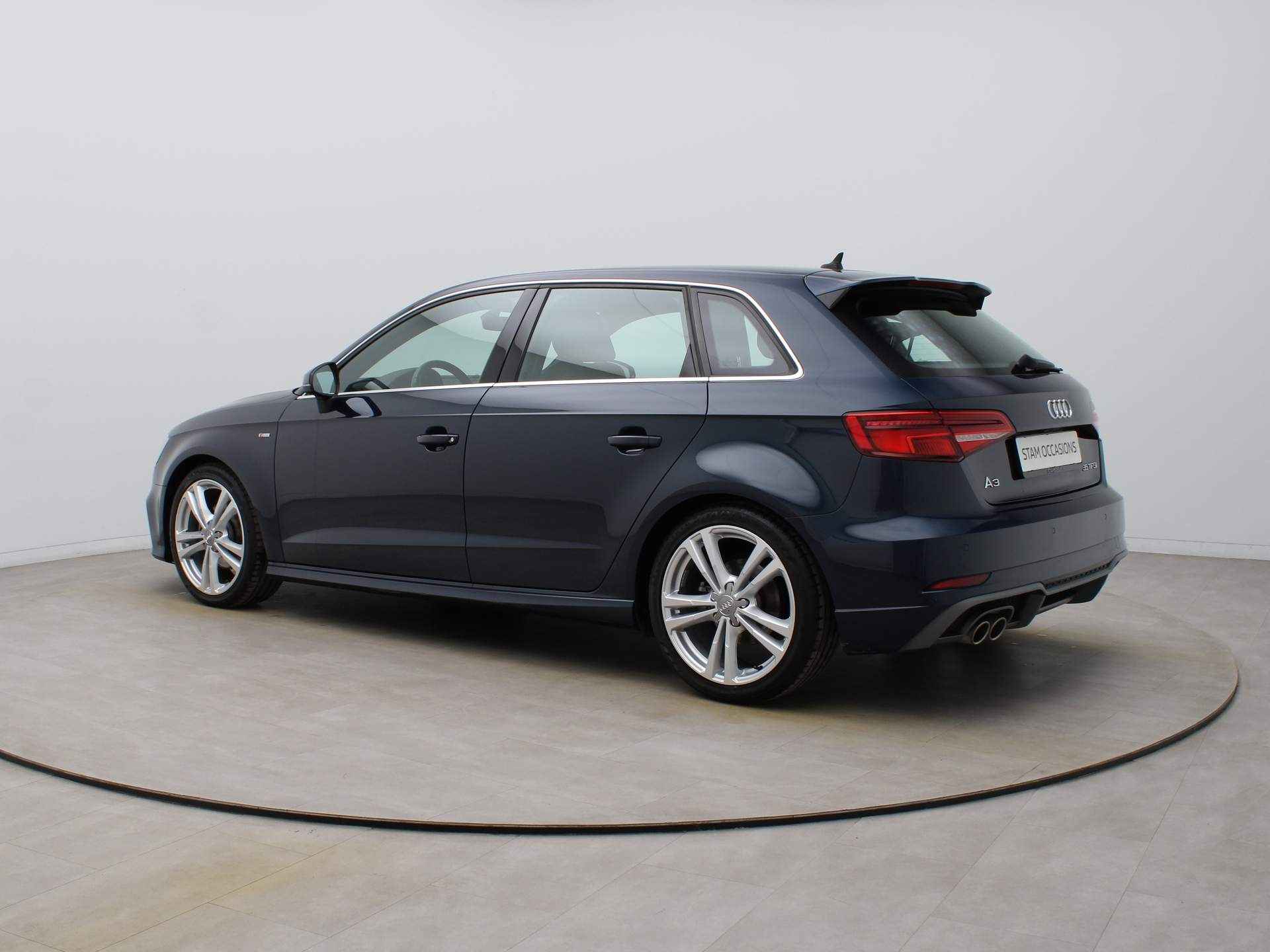 Audi A3 Sportback 150pk 35 TFSI CoD Advance Sport S-Tronic/AUTOMAAT Carplay | Climate | Navi | Parksens. v+a | Stoelverwarming | 18" Velgen - 2/48