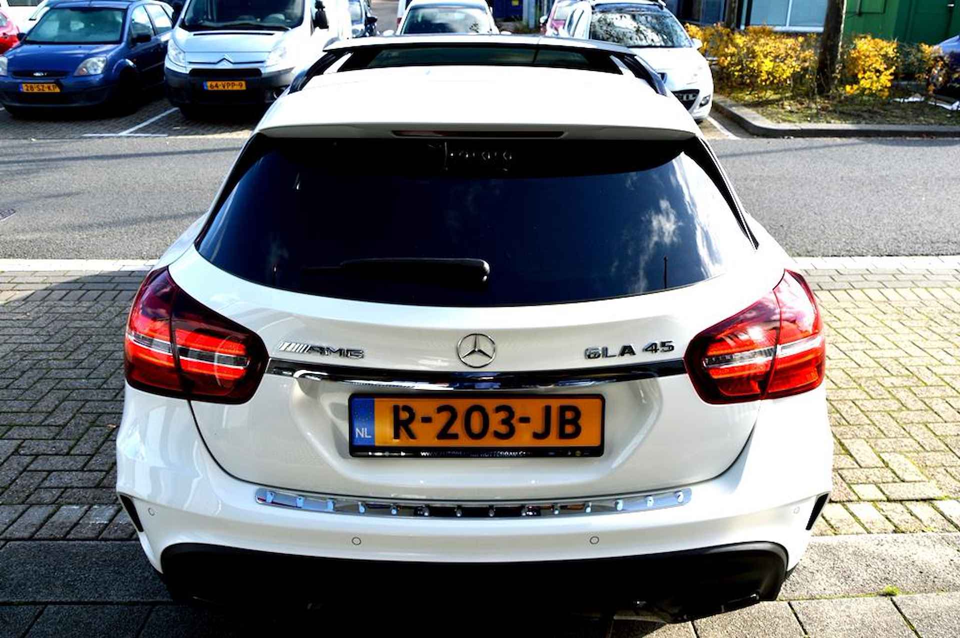 Mercedes-Benz GLA-klasse 45 AMG 4Matic 360º LMV20/LEER/PANO - 12/45