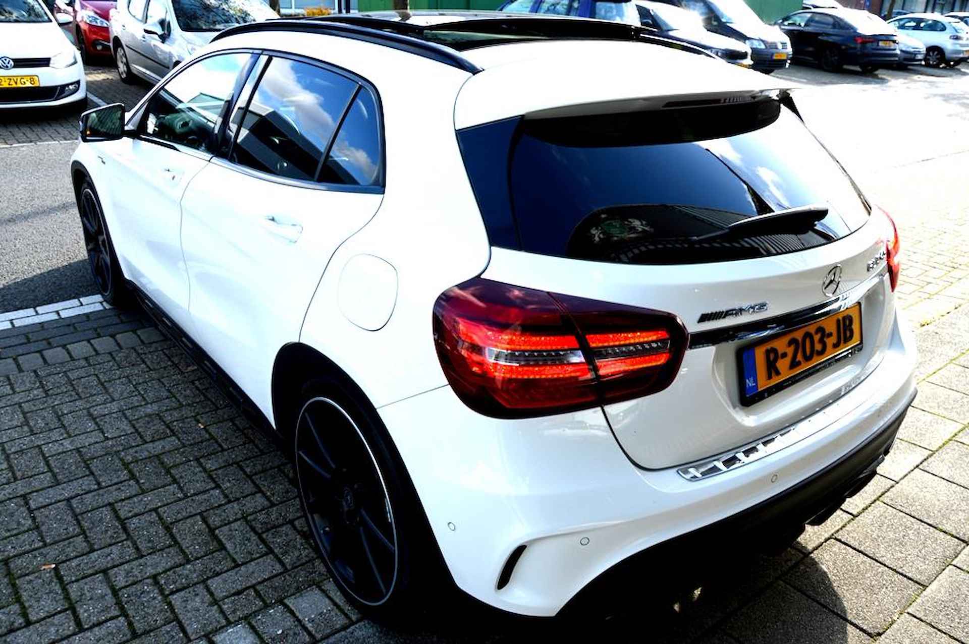 Mercedes-Benz GLA-klasse 45 AMG 4Matic 360º LMV20/LEER/PANO - 14/45