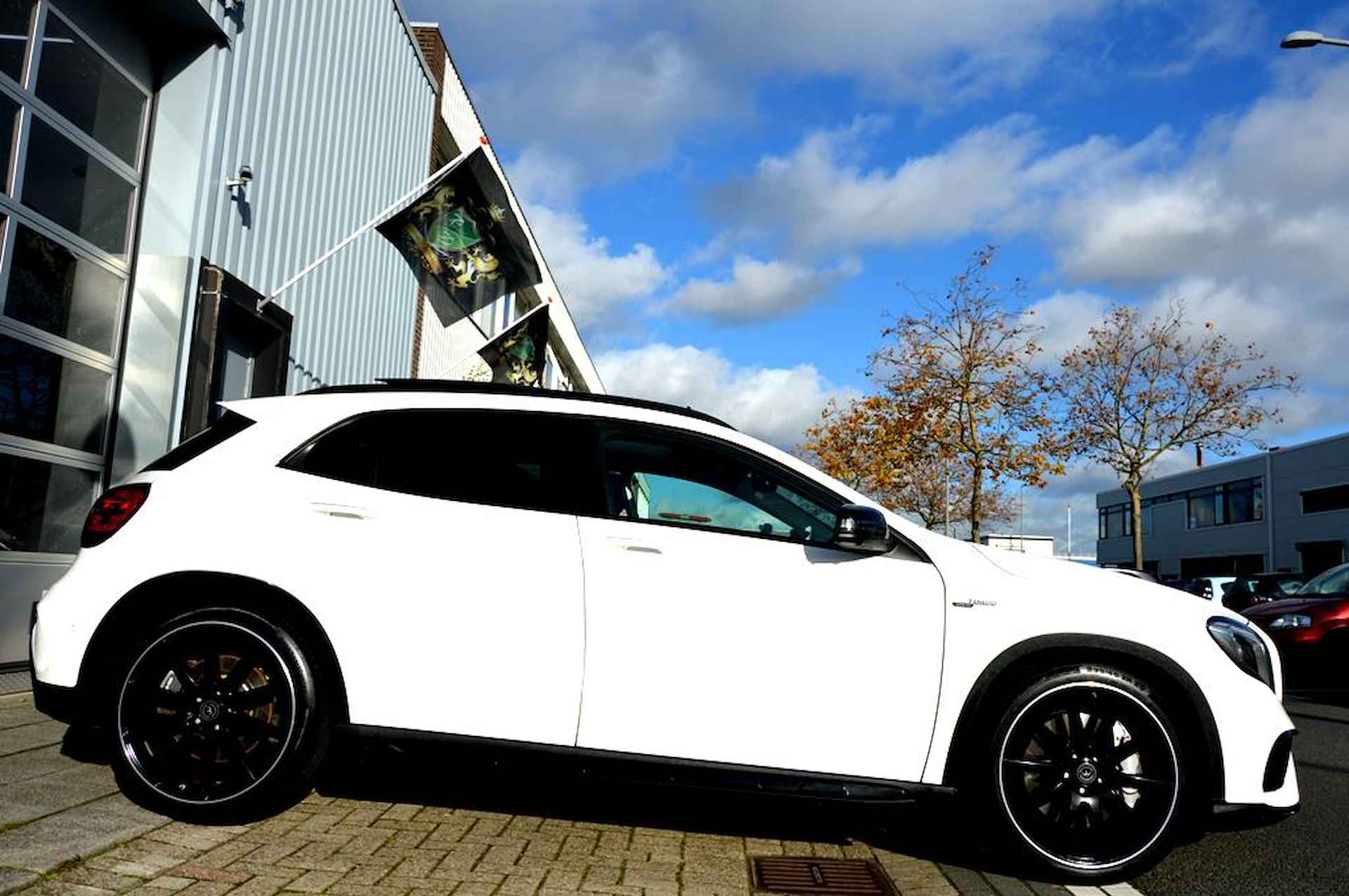 Mercedes-Benz GLA-klasse 45 AMG 4Matic 360º LMV20/LEER/PANO - 17/45