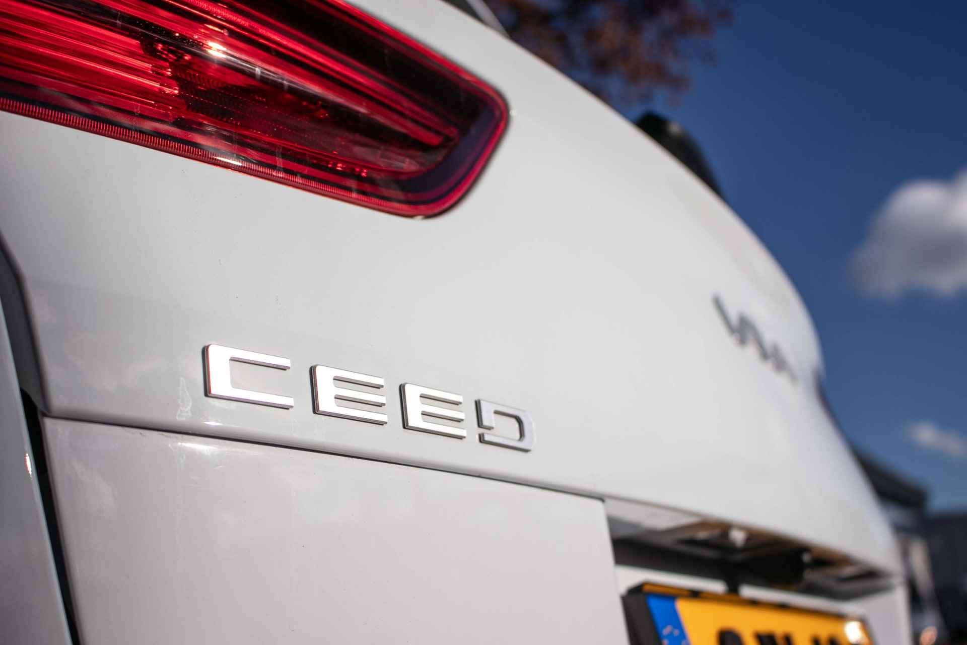 Kia Ceed Sportswagon 1.6 GDI PHEV DynamicLine - All-in rijklaarprijs | Carplay | Adpt. cruise | Camera | stuurverw. - 31/43