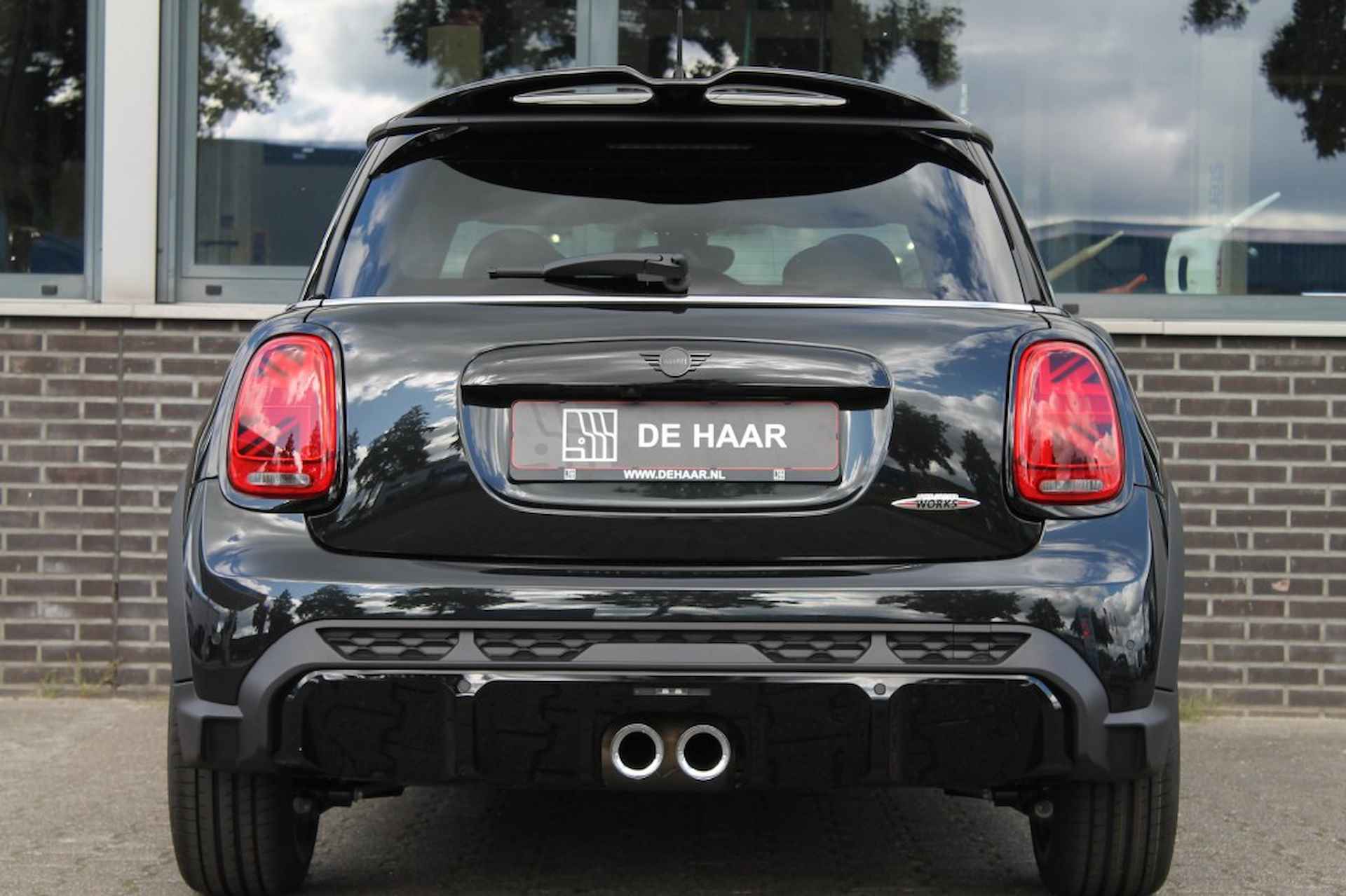 MINI John Cooper Works 2.0 - 231PK Automaat -  Head-Up - Leder - Camera - Harman/Kardon - 15/25