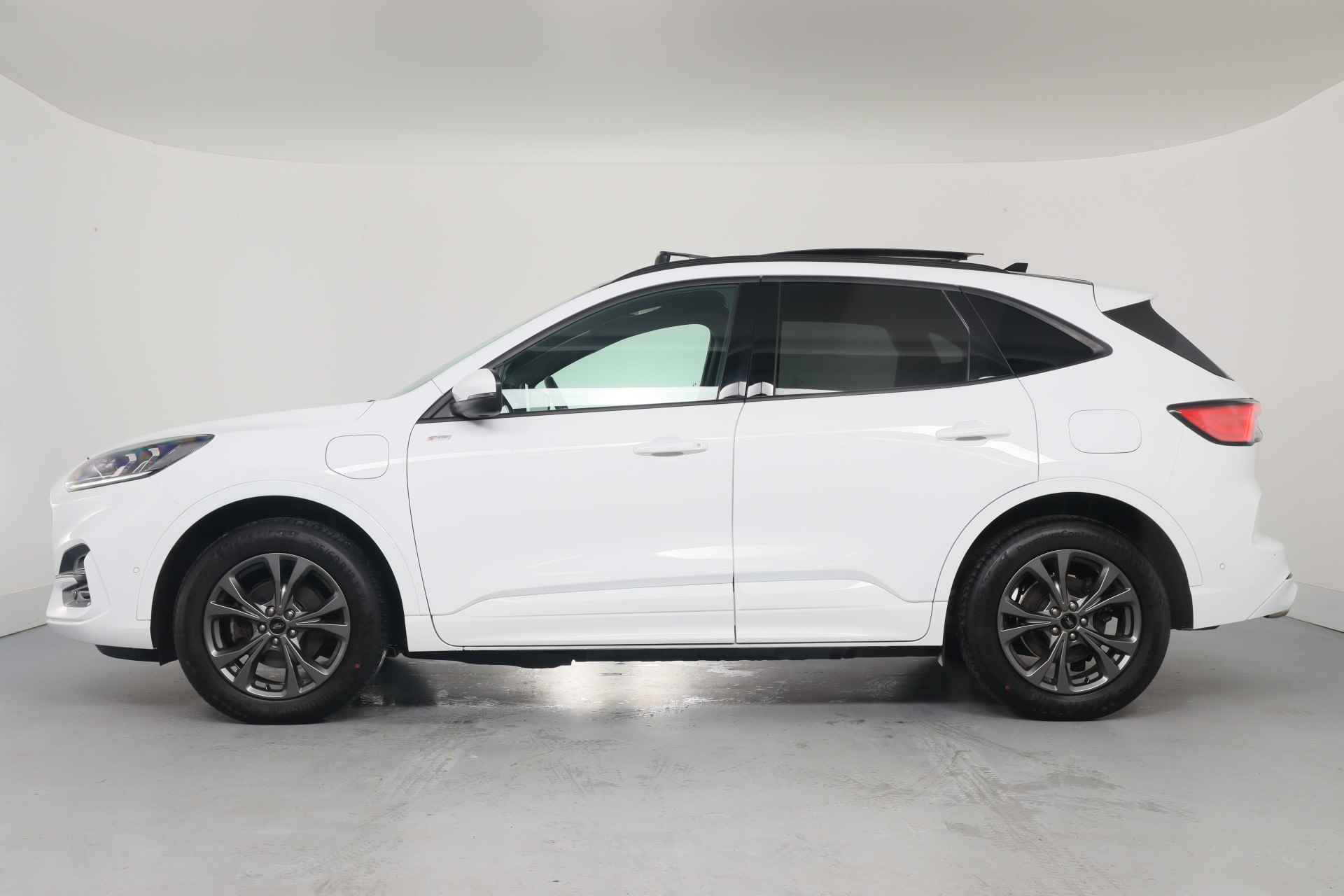 Ford Kuga ST-Line X | Open Dak | Winter Pack | Cruise Adaptive | B&O | Navi | Clima | HUD | Keyless | Camera | Parkeersensoren V+A | Leder - 25/45