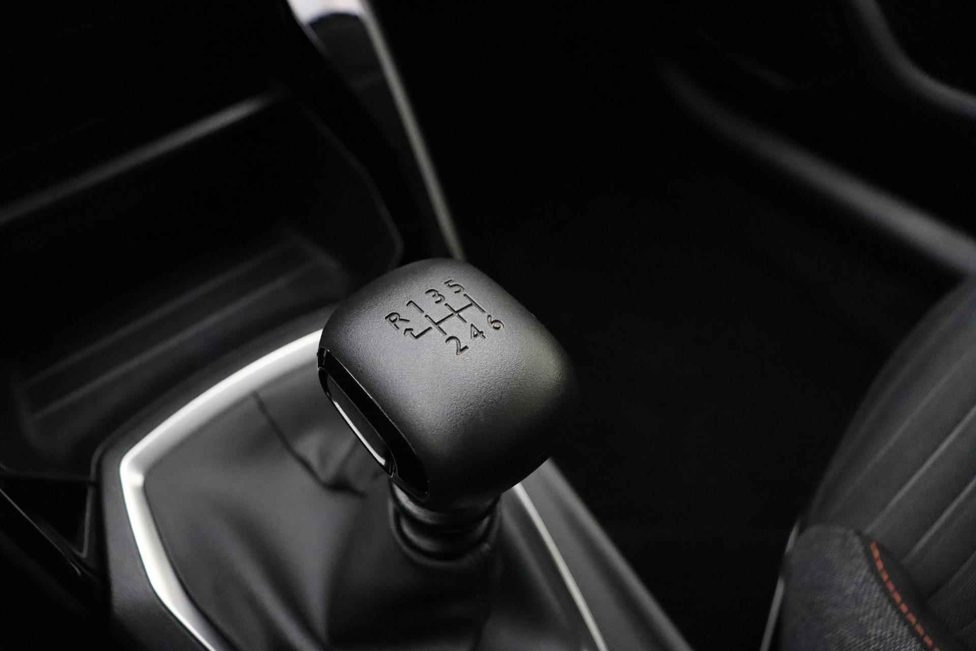 Peugeot 208 1.2 PureTech Active | Airco & Cruise Control | Apple Car Play/Android Auto | Parkeersensoren | - 23/31