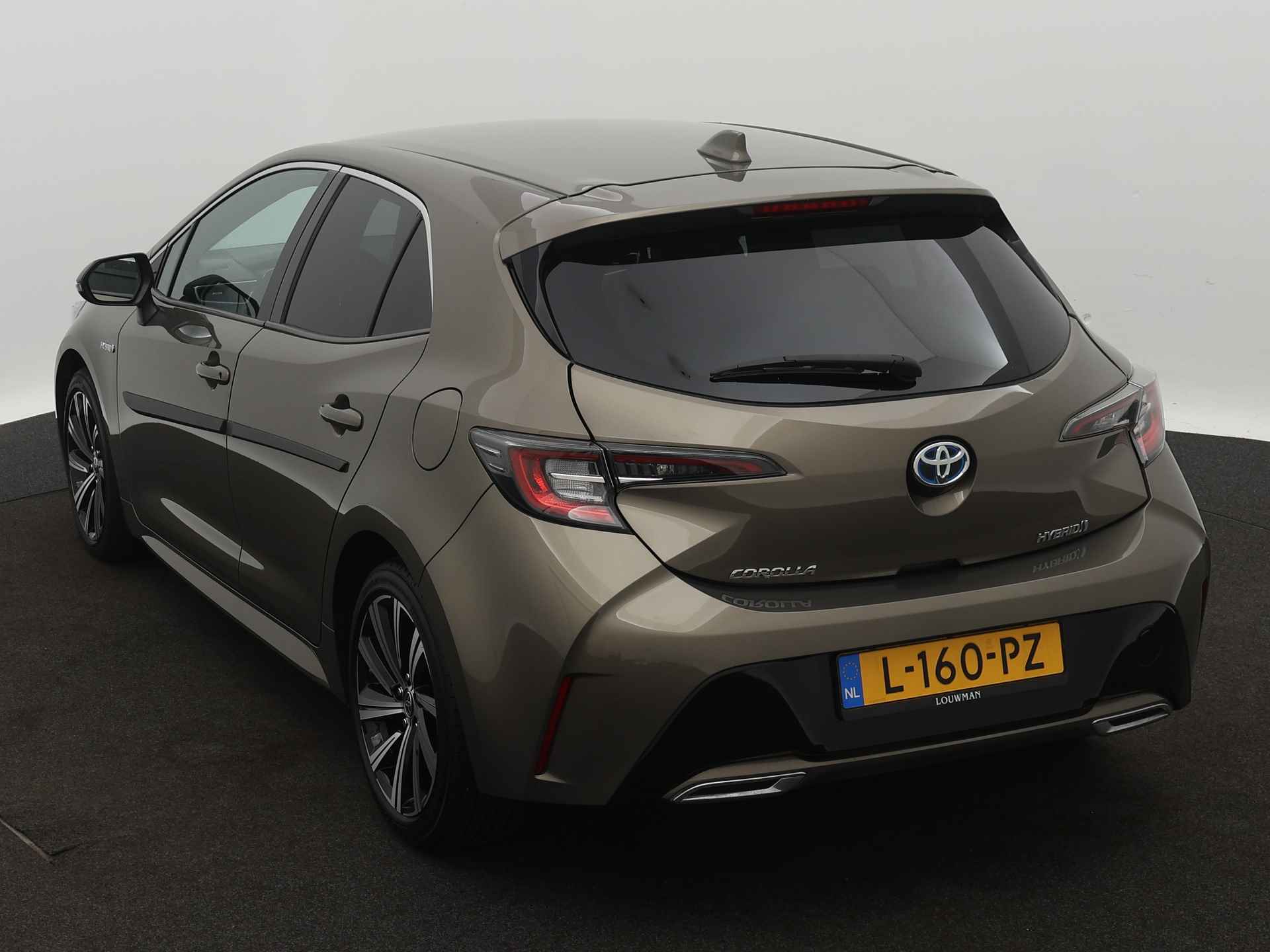 Toyota Corolla 2.0 Hybrid Dynamic | Camera | Climate Control | LM velgen | Cruise Control Adaptief | Stoelverwarming | Draadloze telefoonlader | - 16/43