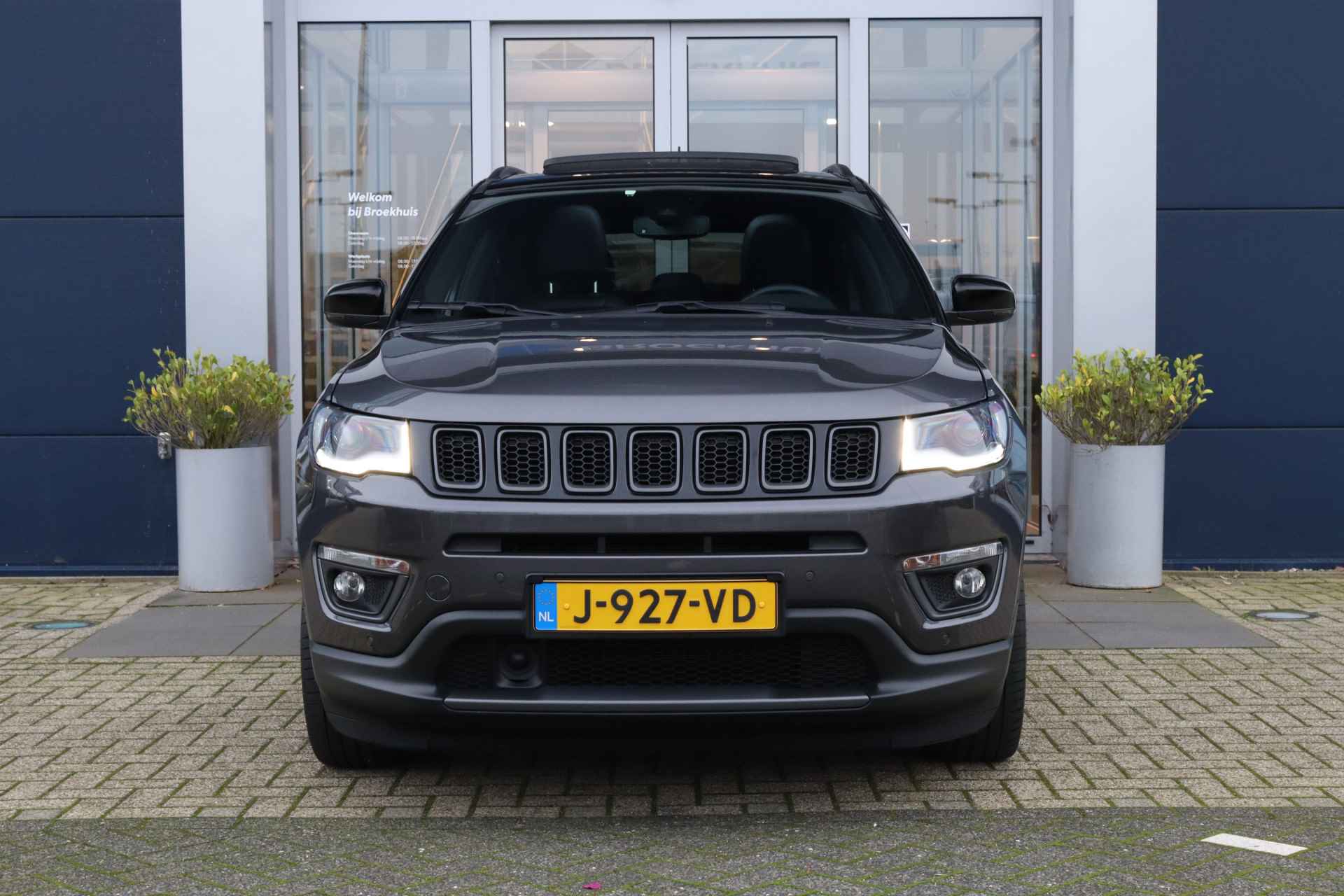 Jeep Compass 1.3T 150PK S | Schuif/kantel dak | Stoelventilatie | Alpine audio | Trekhaak | Cruise | Elektr. klep - 9/42