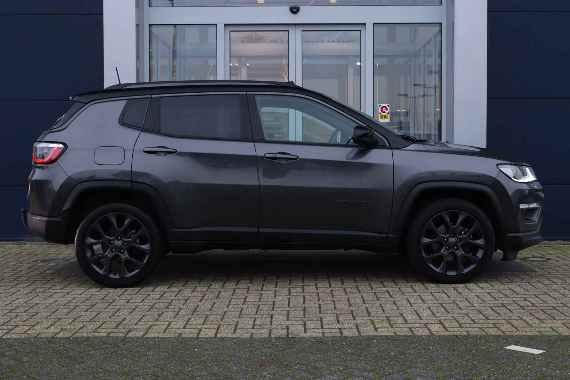 Jeep Compass 1.3T 150PK S | Schuif/kantel dak | Stoelventilatie | Alpine audio | Trekhaak | Cruise | Elektr. klep - 15/42