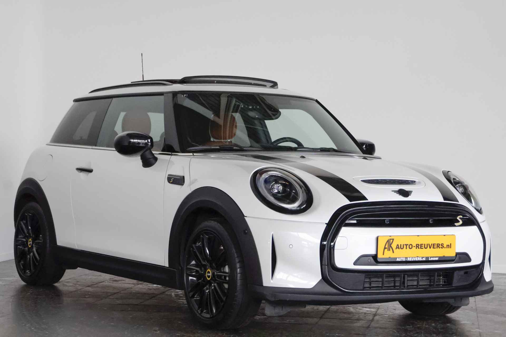 MINI Mini Electric Classic 33 kWh / Panorama / Leder / HarmanKardon / HUD / LED - 4/31