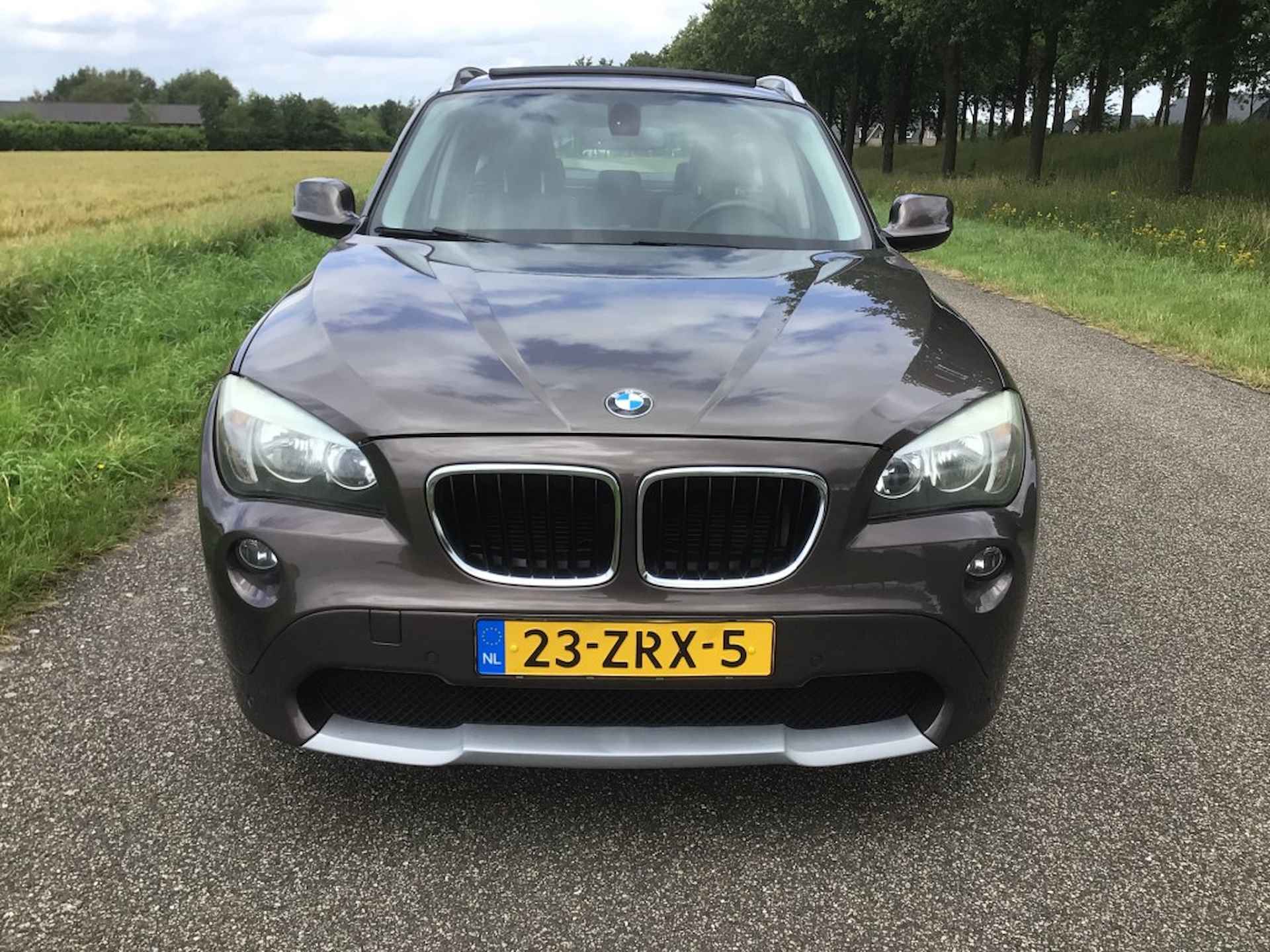 BMW X1 S Drive 1.8 Executive - 2/11