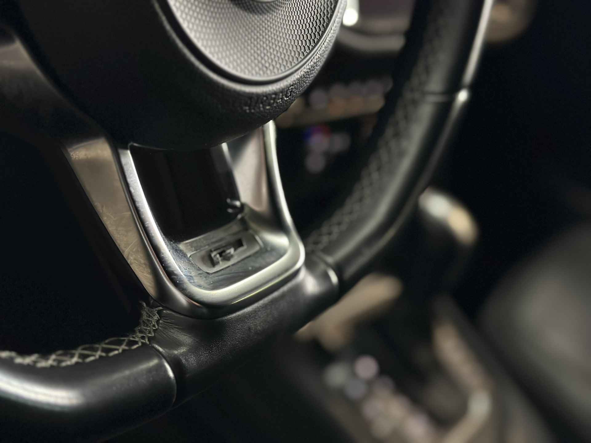 Volkswagen Tiguan 1.5 TSI ACT Highline Business R Line | Dynaudio | Virtual | Panorama | Leder | LED | Elek achterklep | Camera | Stoelverwarming | Isofix | NAP | - 20/49