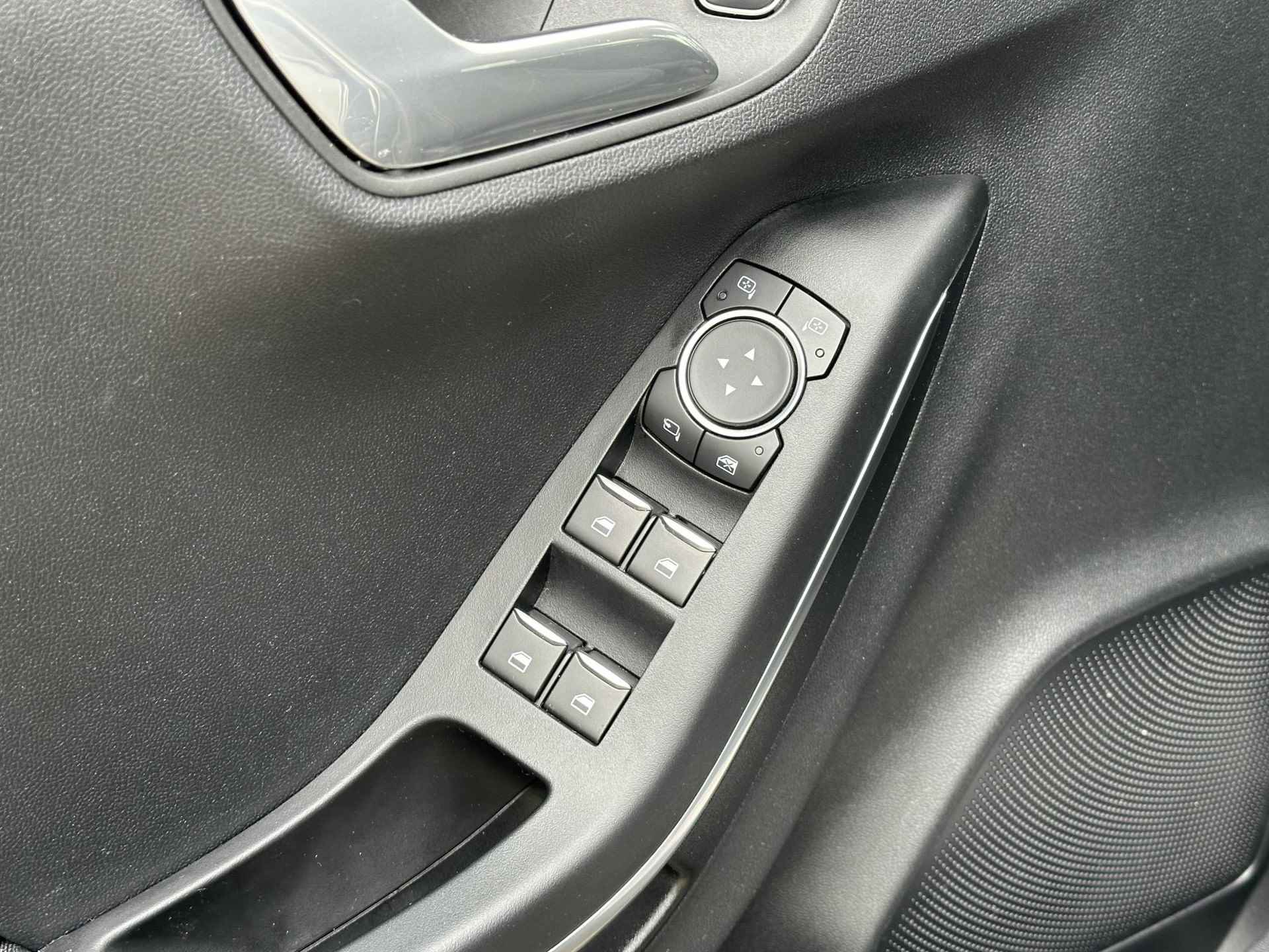 Ford Puma 1.0 EcoBoost 125pk Titanium | Winterpakket/Navi/Cruise/LED/Lane-Keeping - 15/48