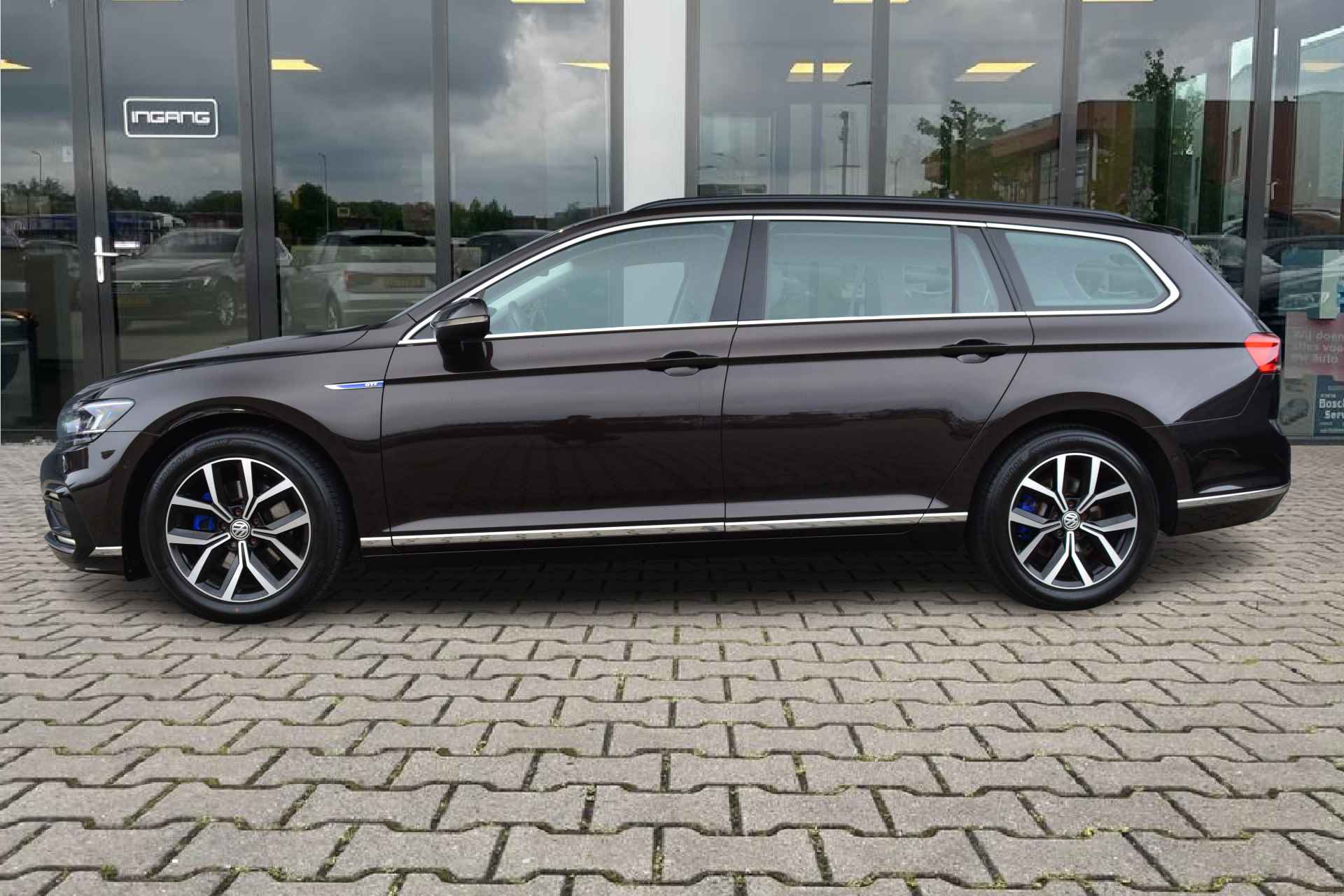 Volkswagen Passat Variant 1.4 TSI PHEV GTE Business | ACC | Trekhaak | Camera | - 2/34