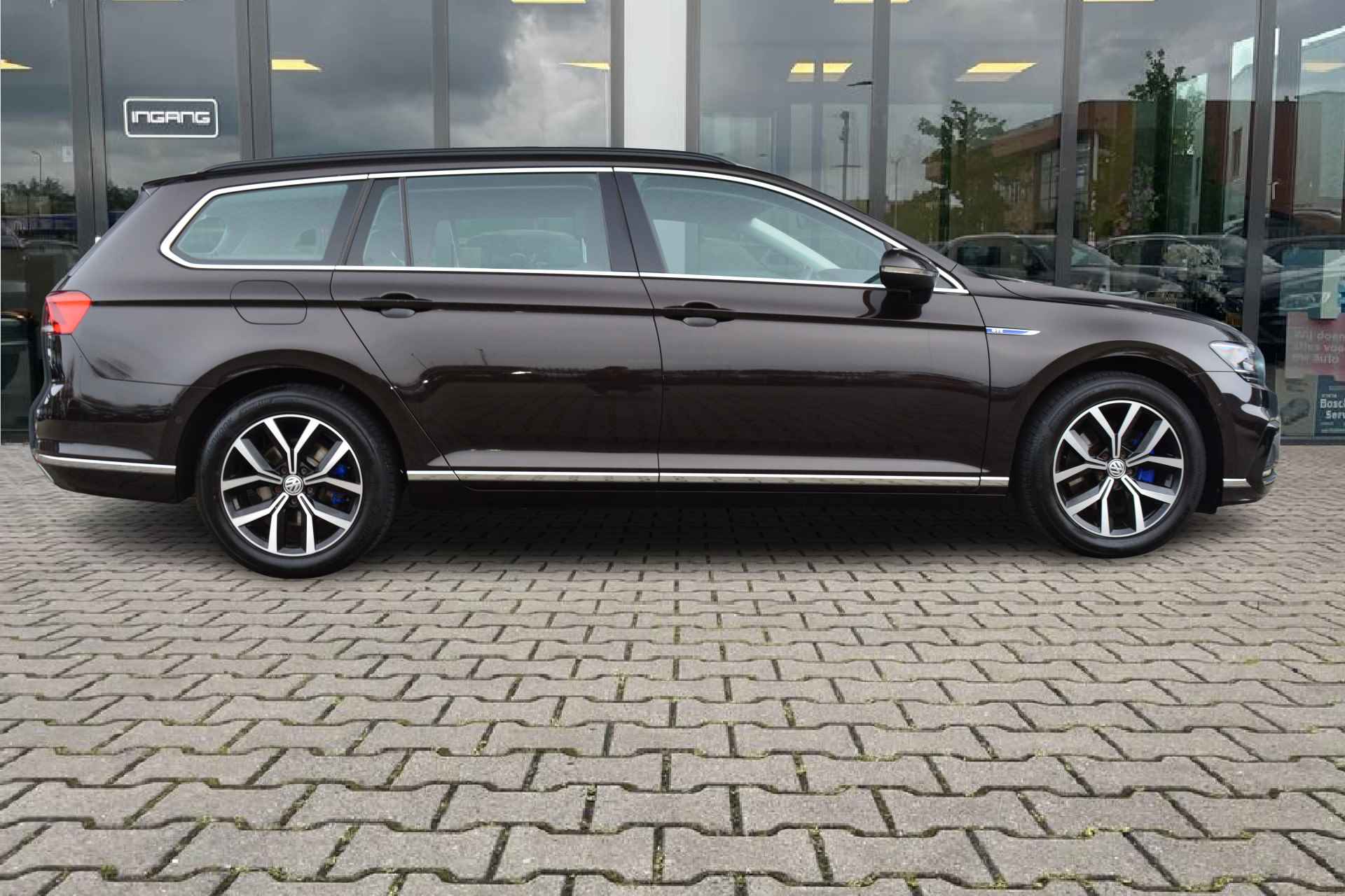 Volkswagen Passat Variant 1.4 TSI PHEV GTE Business | ACC | Trekhaak | Camera | - 5/34