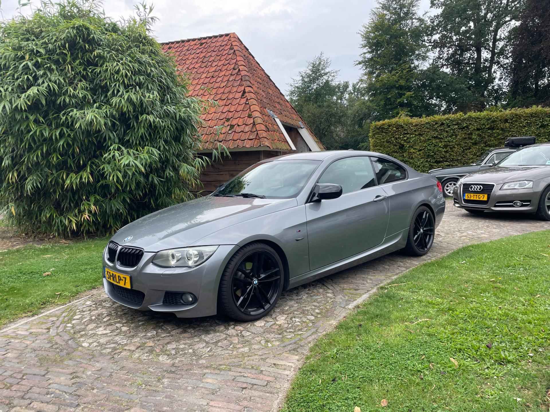 BMW 3-serie Coupé 320i Sport line-M pakket- Performance-NL auto-Navi-Xenon-19"-