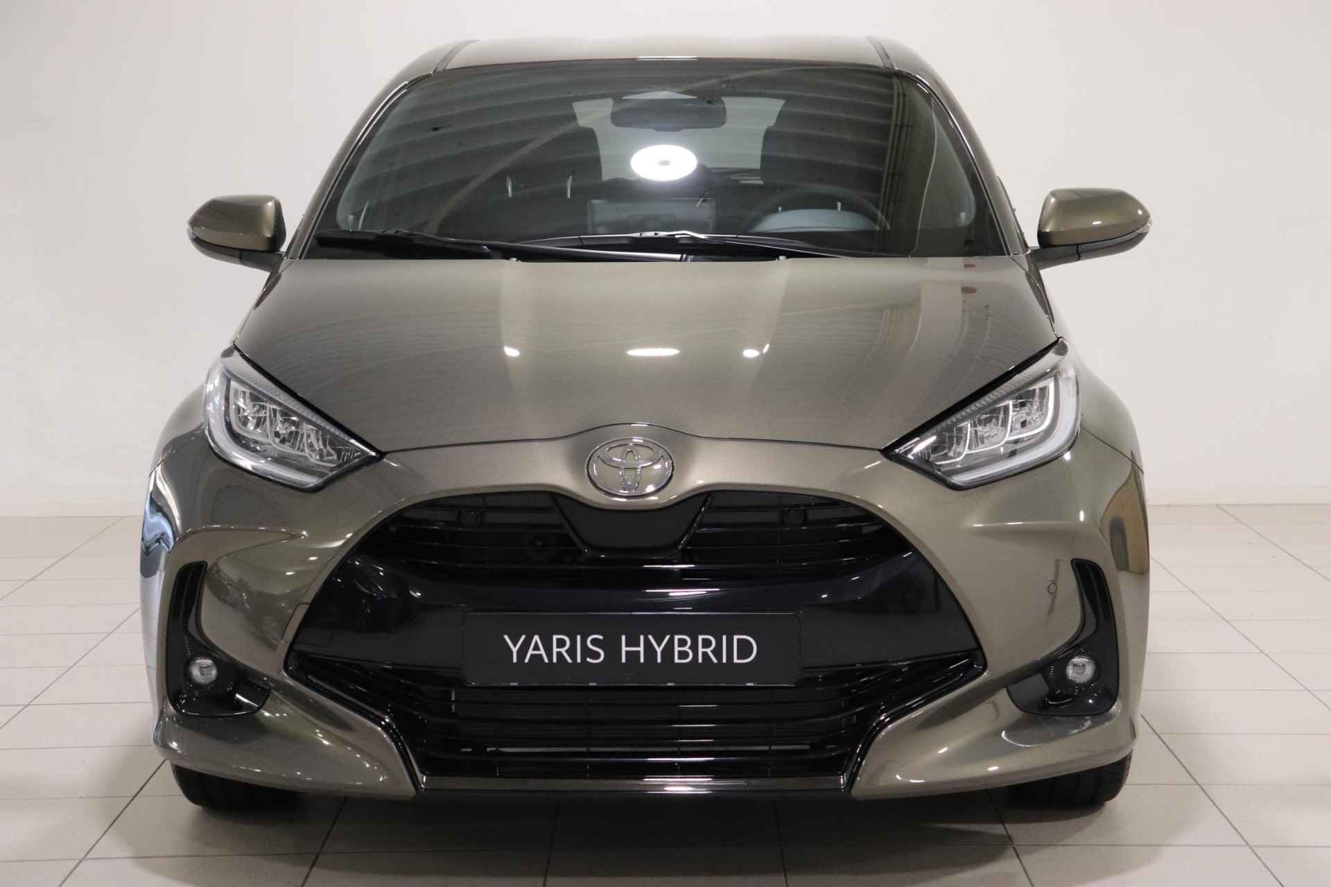 Toyota Yaris 1.5 Hybrid 130 Executive, €1000,- Inruilpremie, BSM, Draadloos Apple Carplay & Android Auto, Verwarmen en verkoelen op afstand, Stuur & Stoelverwarming, - 6/40