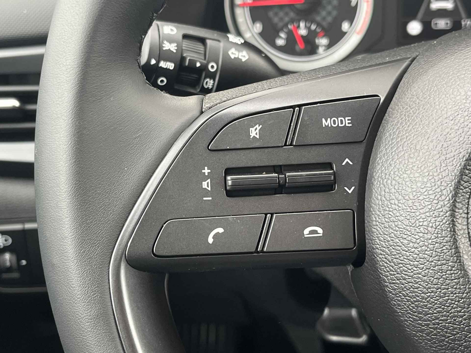 Hyundai Bayon 1.0 T-GDI i-Motion / Airco / Bluetooth / Cruise Control / Elektrische Ramen Voor + Achter / USB / - 8/31